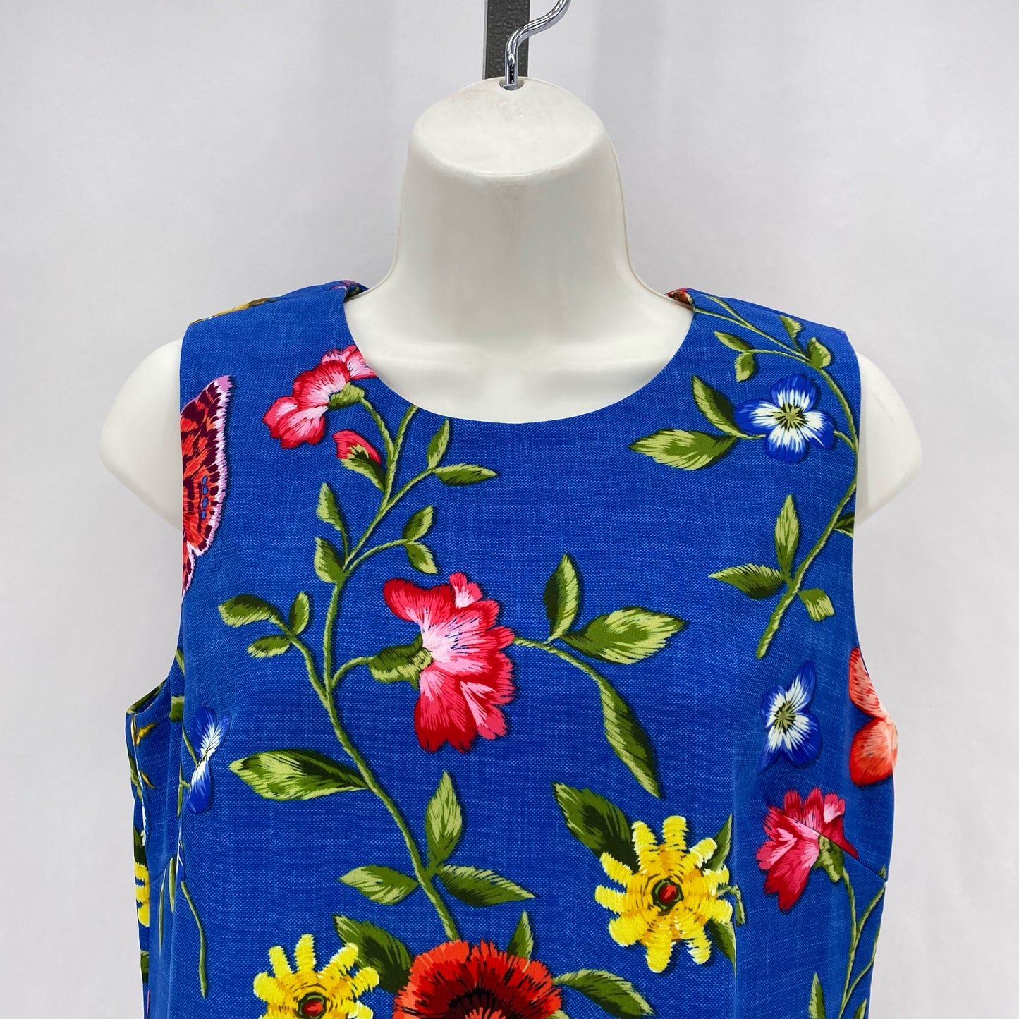 Size 6 J. MCLAUGHLIN FLOWERS Dress