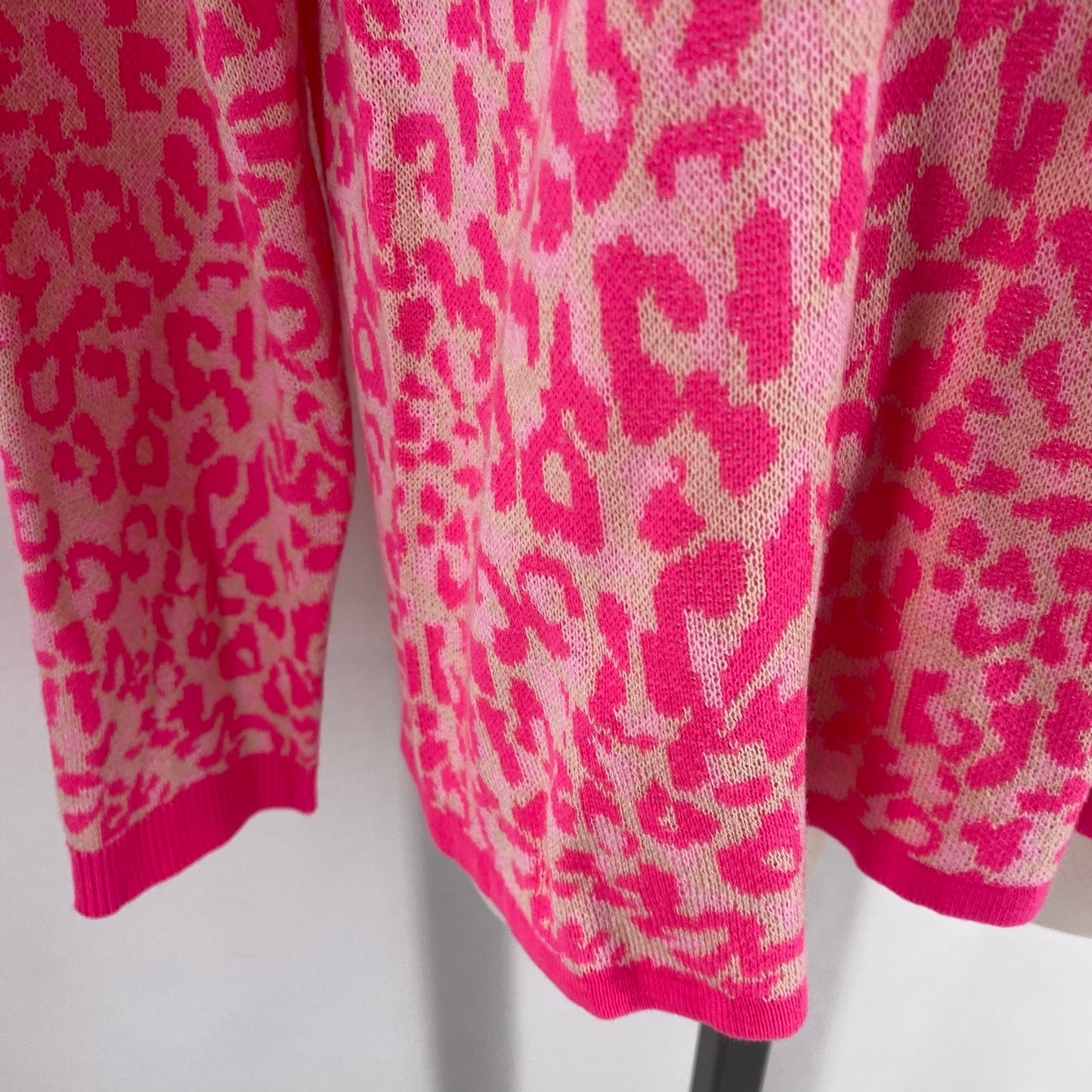Size L LILLY PULITZER Animal Print Sweater