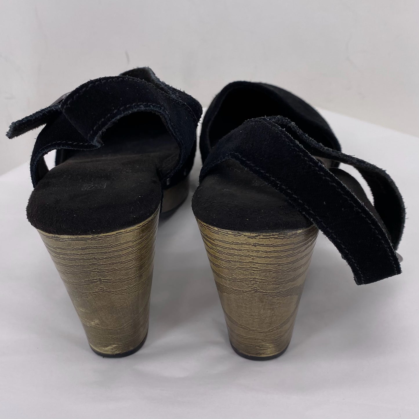 Black W Shoe Size 7.5 WHITE MOUNTAIN Heels