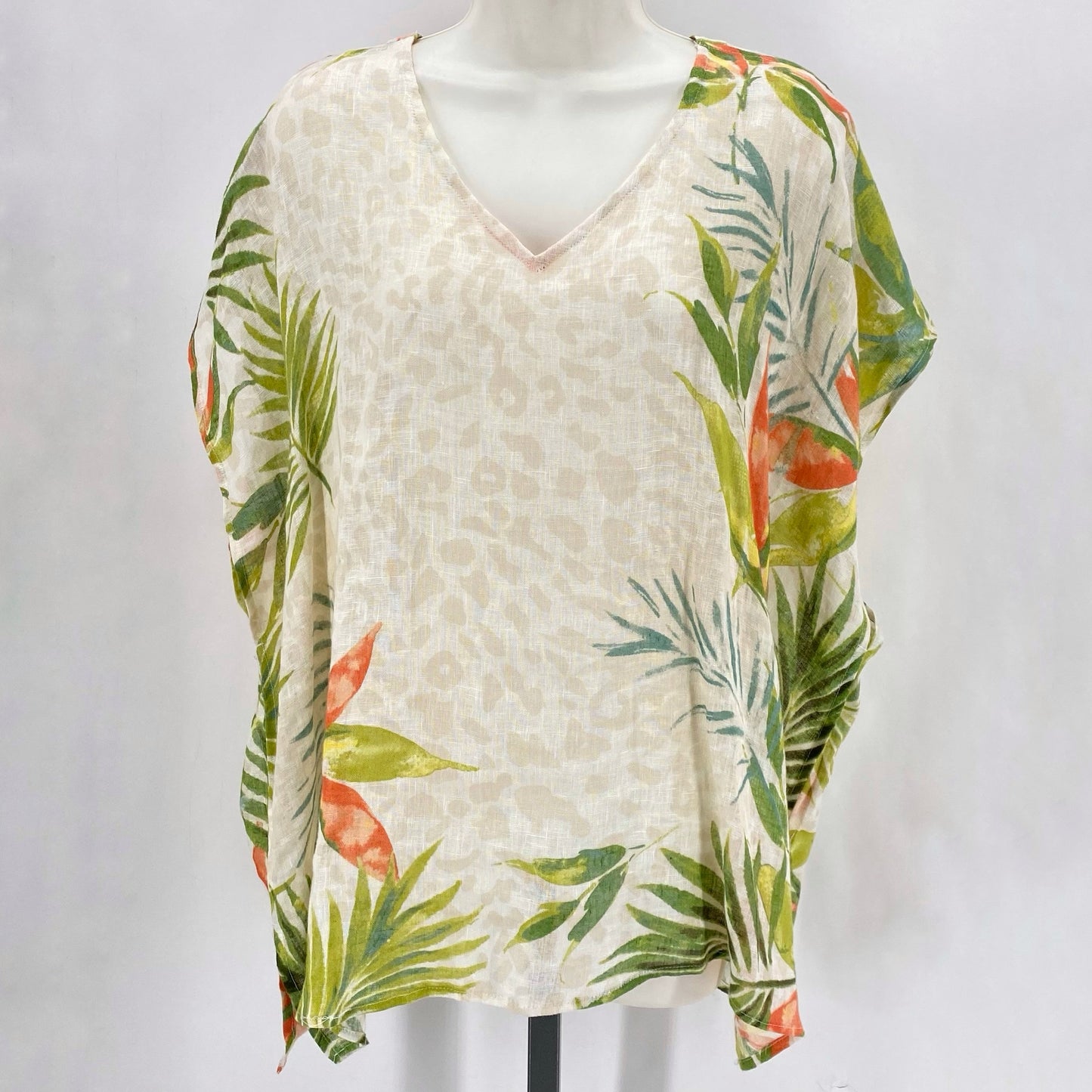 Size S/M CHICO'S Linen LEAF PONCHO