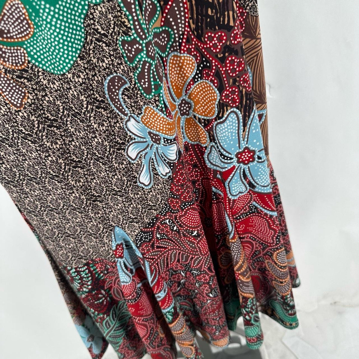 Size M Christopher & Banks Floral Skirt