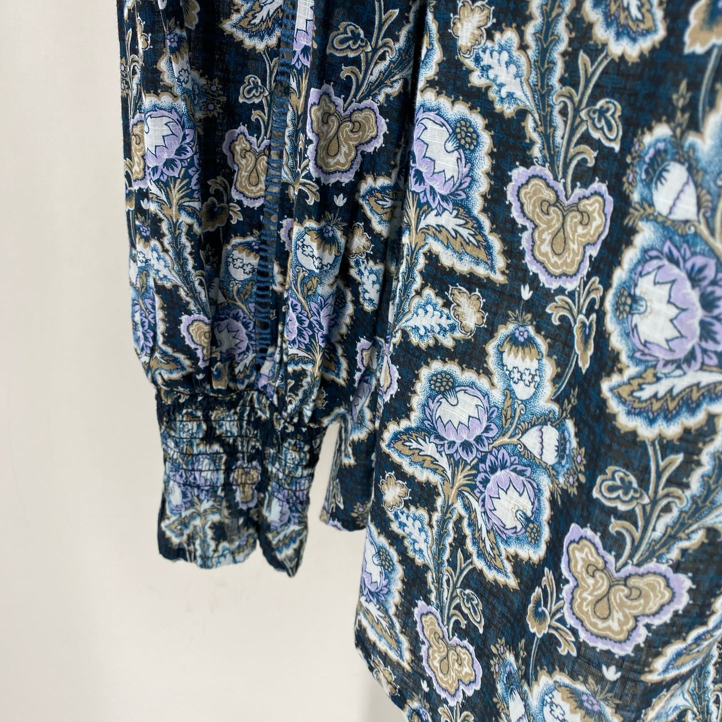 Size XS ANTHROPOLOGIE Floral Shirt
