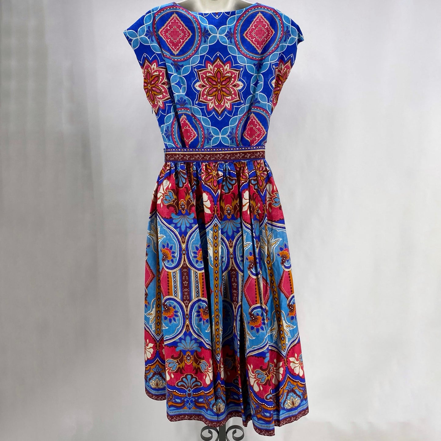 Size 8 ELIE TAHARI FLOWERS Dress