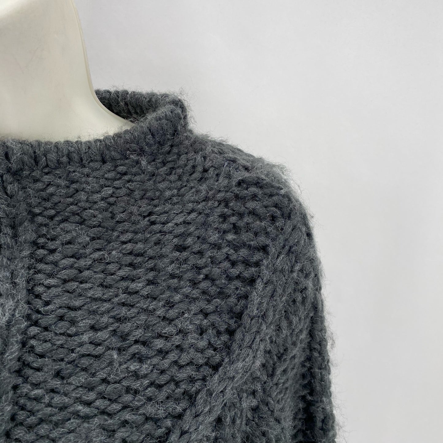 Size L CASLON Sweater