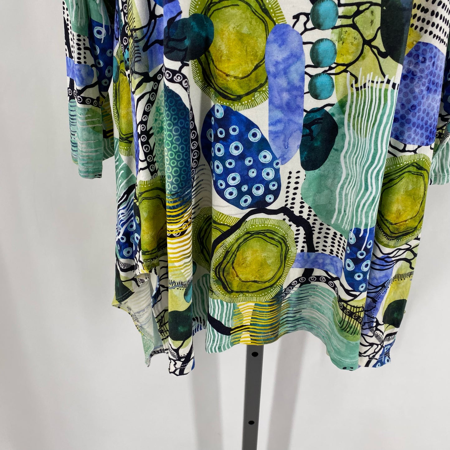 Size L KOZAN Abstract Tunic