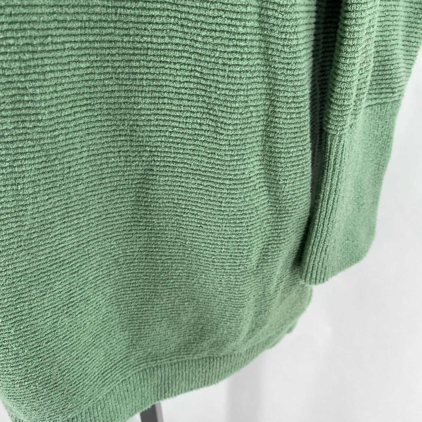 Size L FREE PEOPLE Sweater