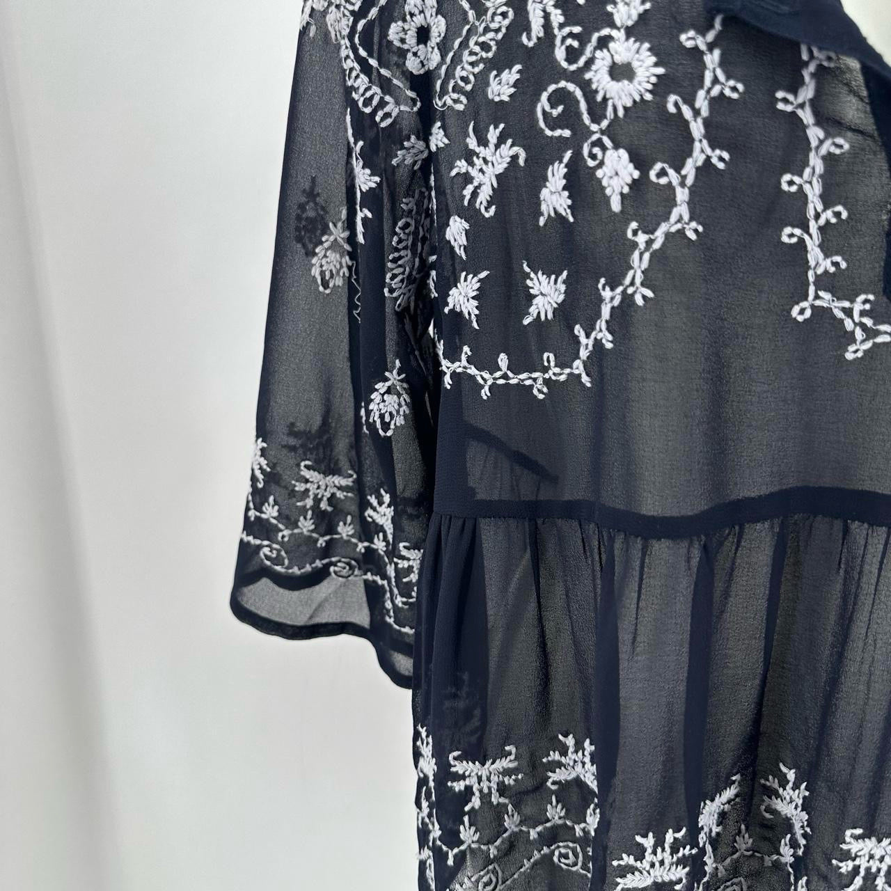 Size S FREE PEOPLE FLOWERS Shirt
