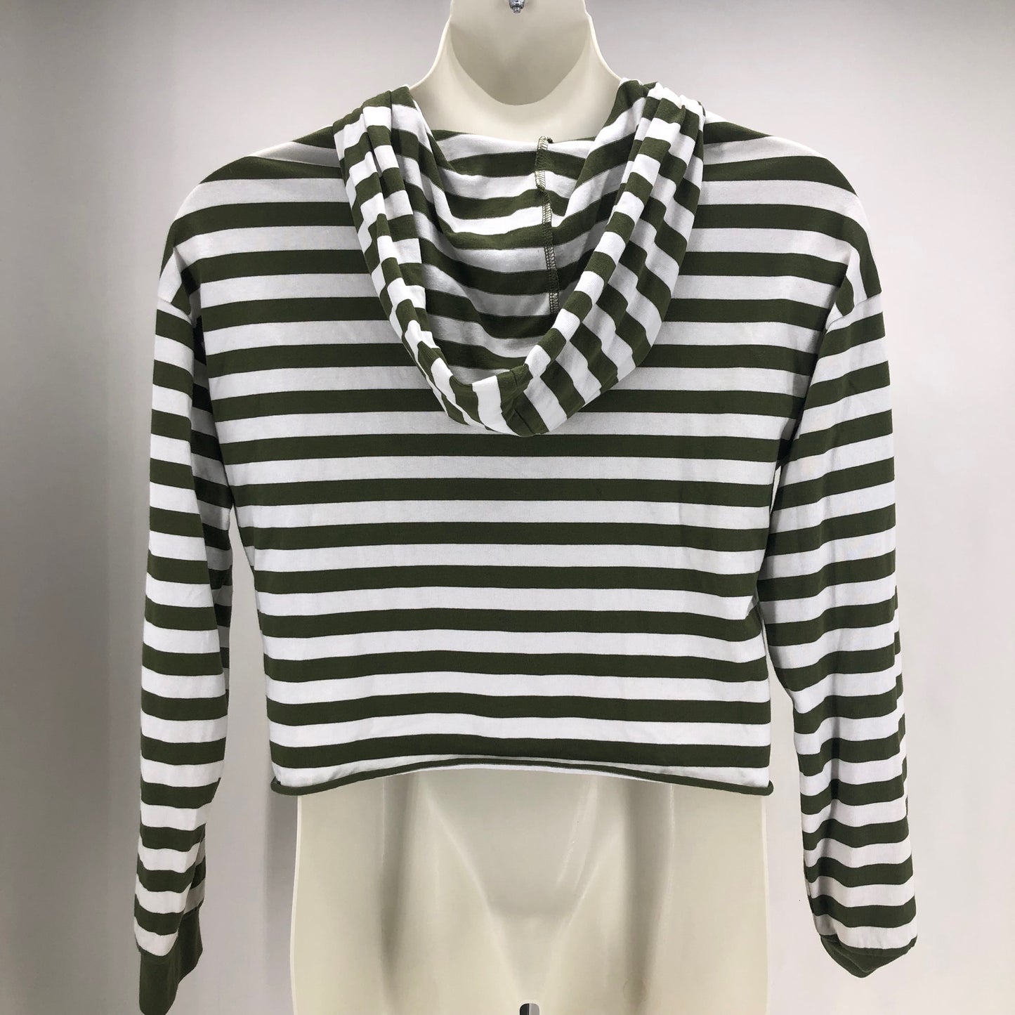 Size M FOREVER 21 Stripe Shirt