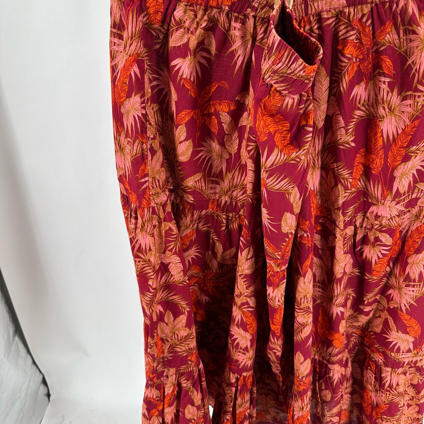 Size 2X ANTHONY FLOWERS Skirt