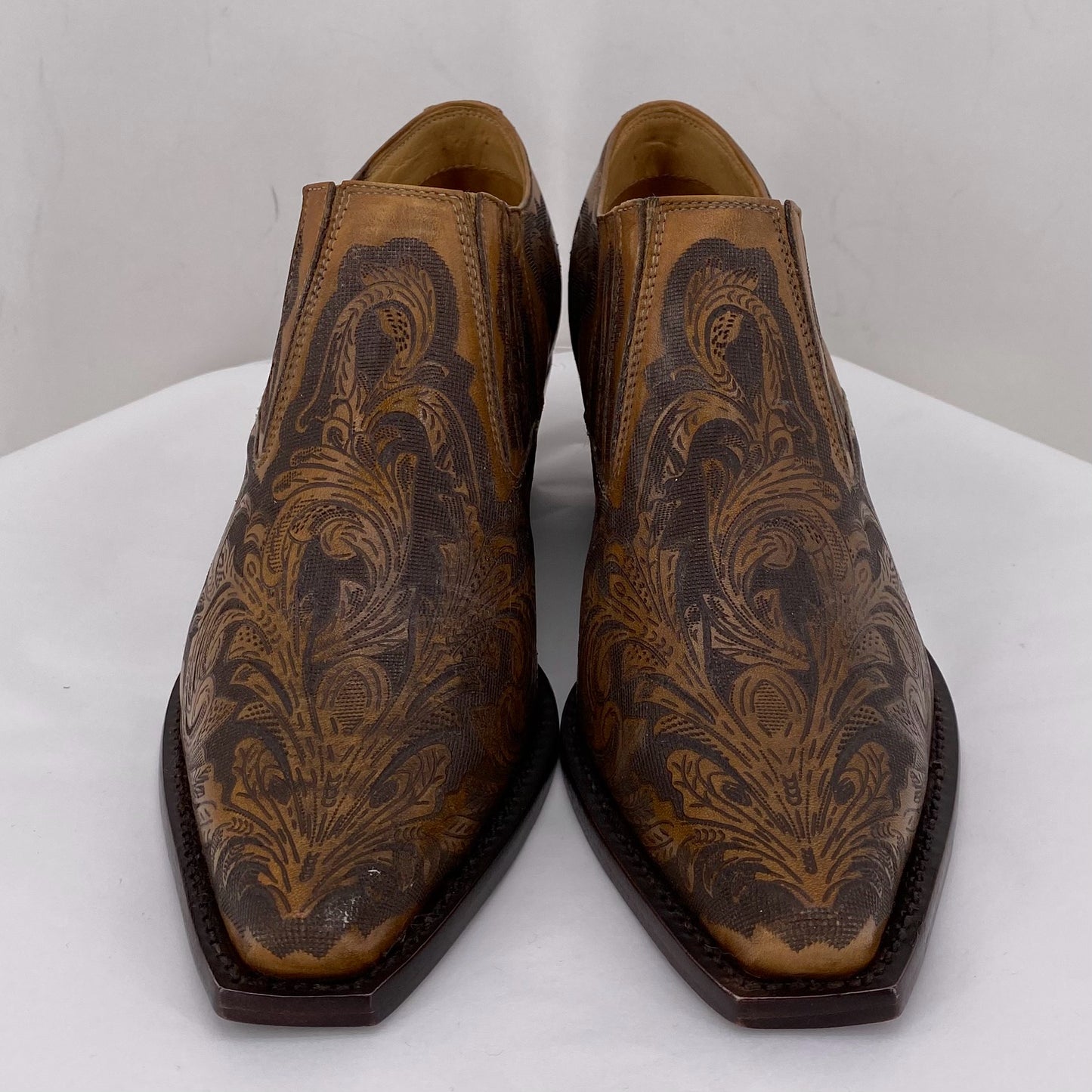 Camel W Shoe Size 7 CHARLIE HORSE shooties/booties