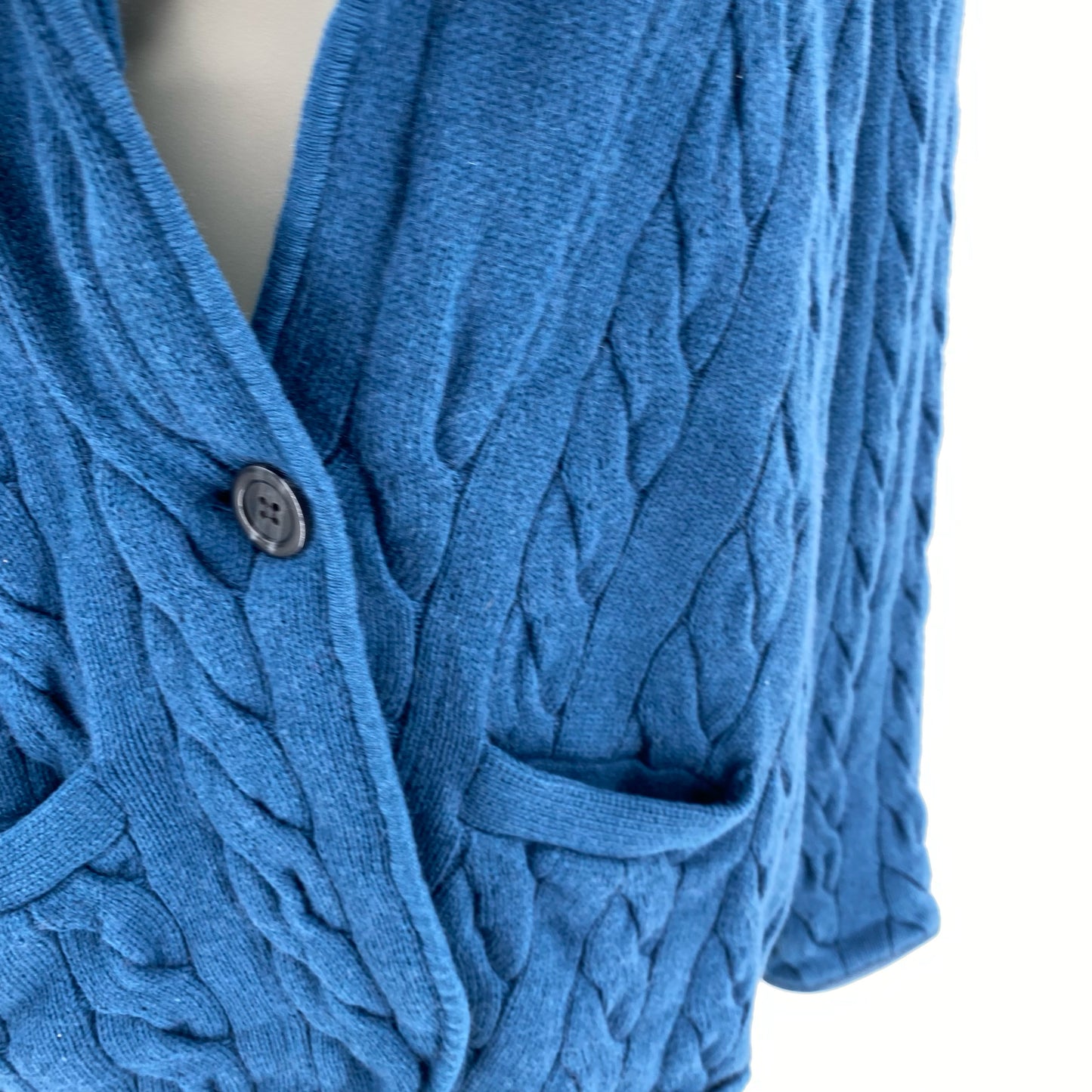 Size L TALBOTS Cardigan