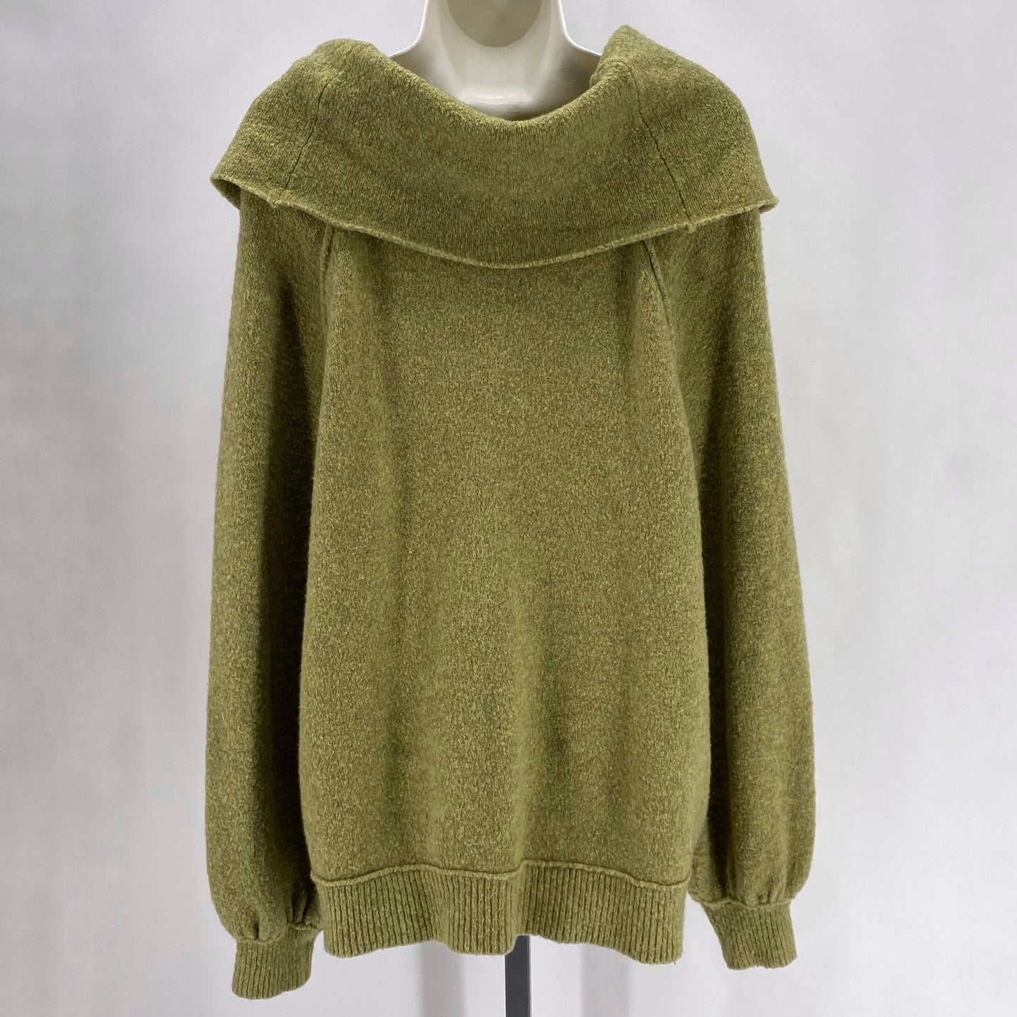 Size L FREE PEOPLE Sweater