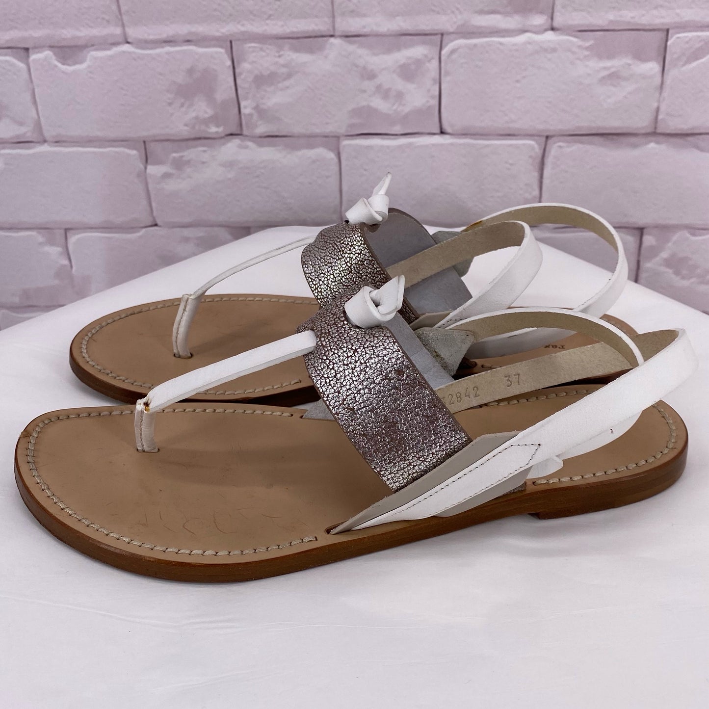White W Shoe Size 7 RAG & BONE Sandals