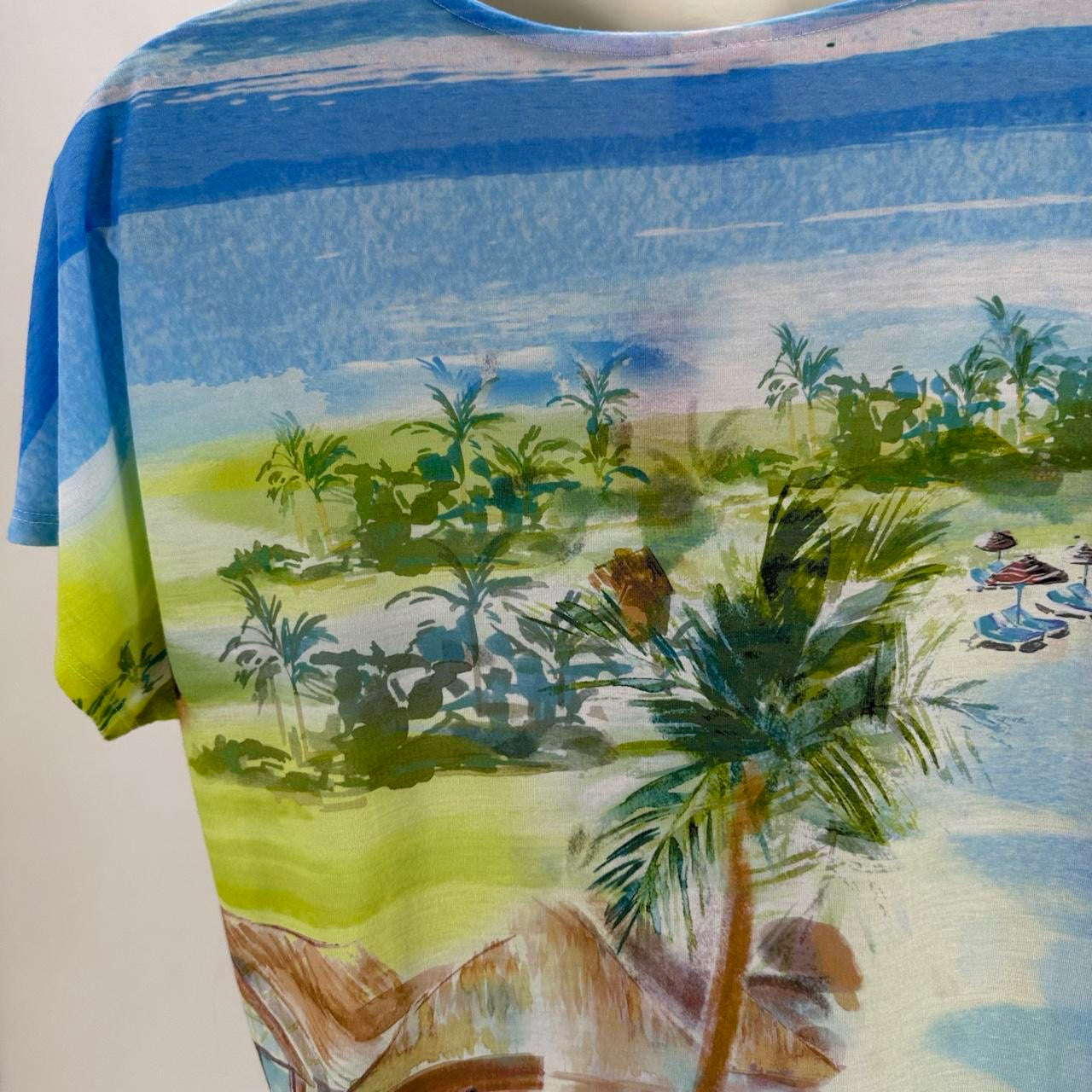 Size 3 WEEKENDS BY CHICOS ISLAND Shirt