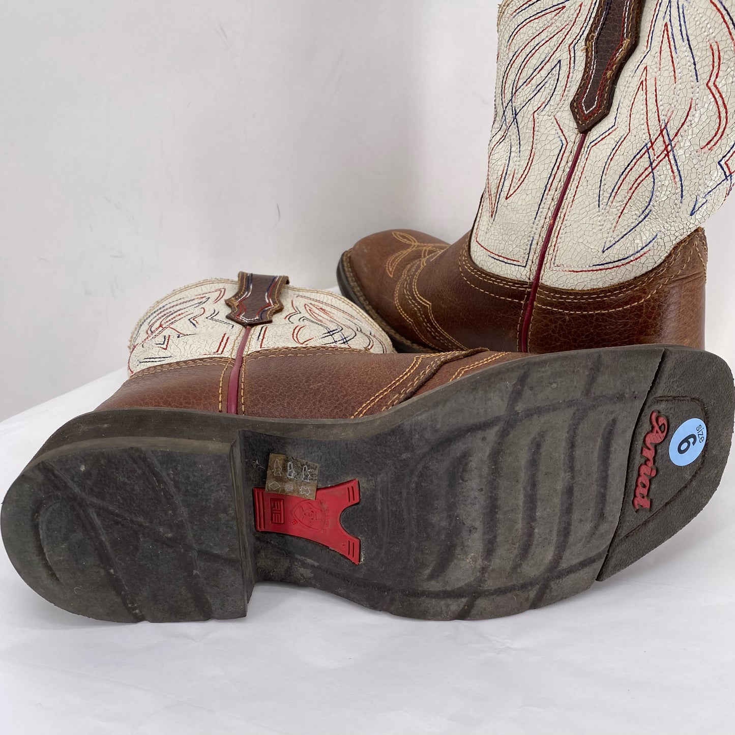 Multi-Color W Shoe Size 6 ARIAT Boots