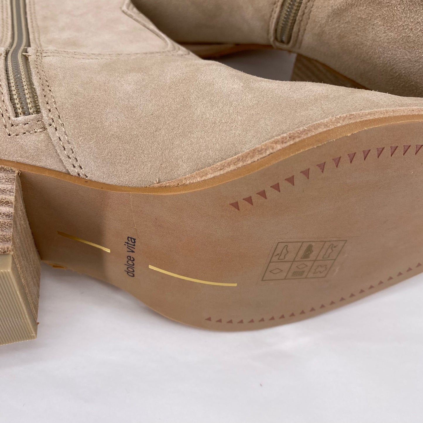LT TAN W Shoe Size 9.5 DOLCE VITA Boots