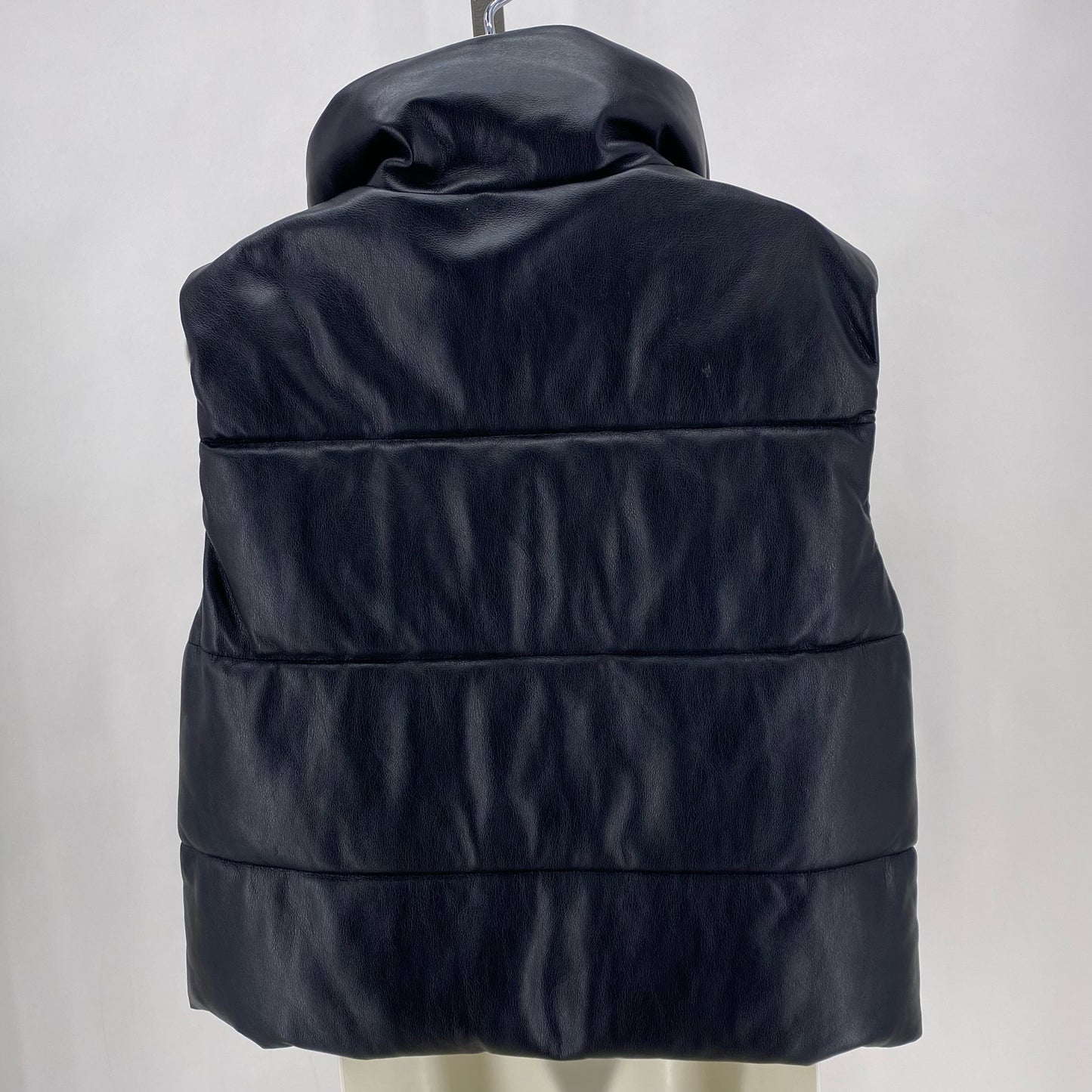 Size S GAP Polyester VEST-OUTDOOR