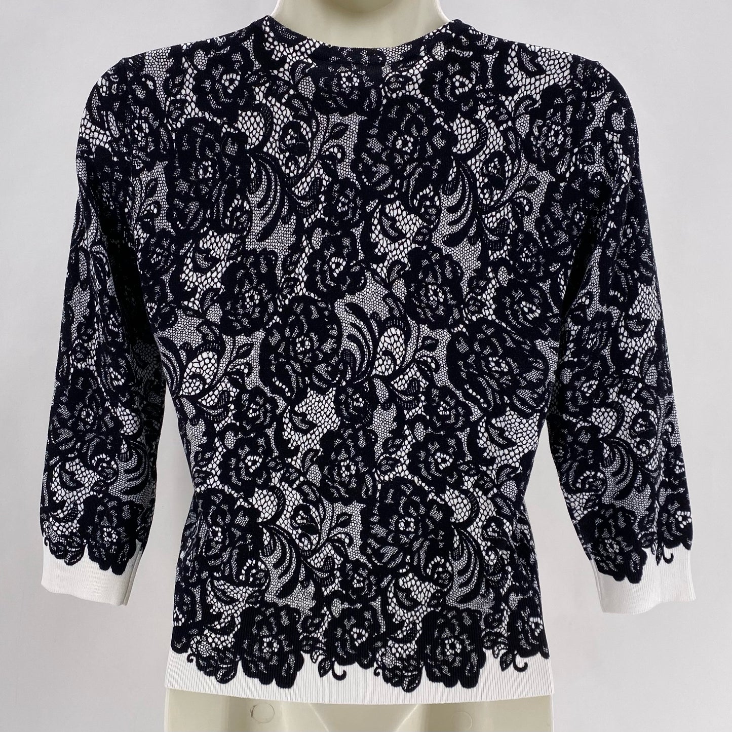 Size XS WHITE HOUSE BLACK FLOWERS Cardigan