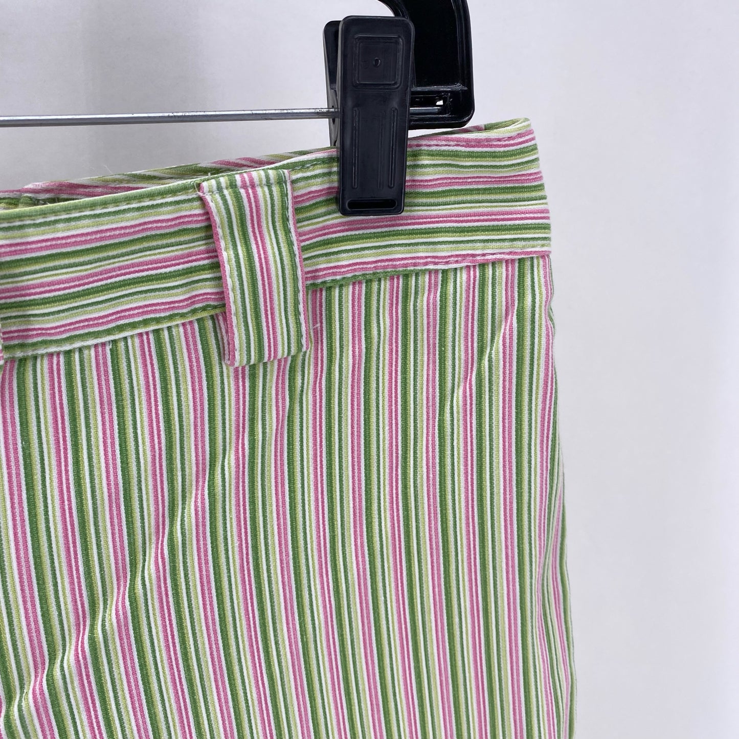 Size 8 ANN TAYLOR LOFT Stripe Shorts