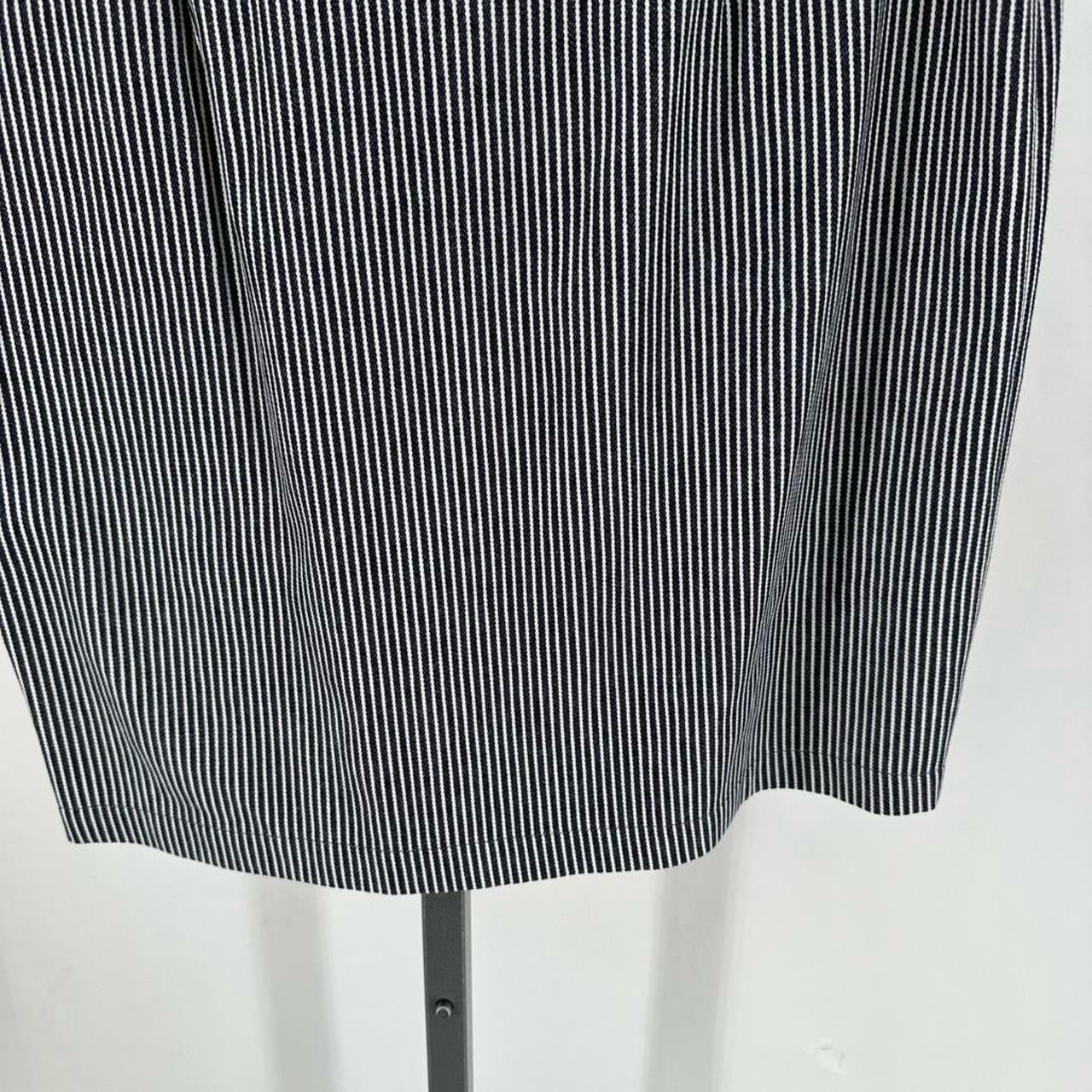 Size 14 boss Stripe Skirt