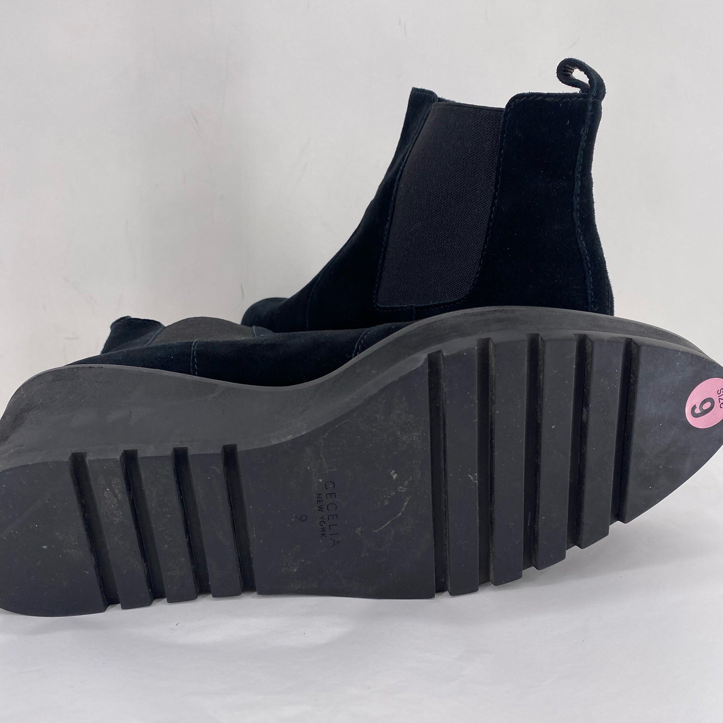 Black W Shoe Size 9 Boots
