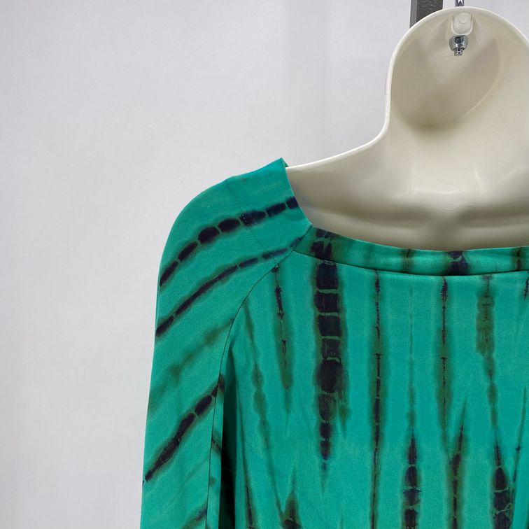 Size M/L MADDIE MOON Tie dye Shirt