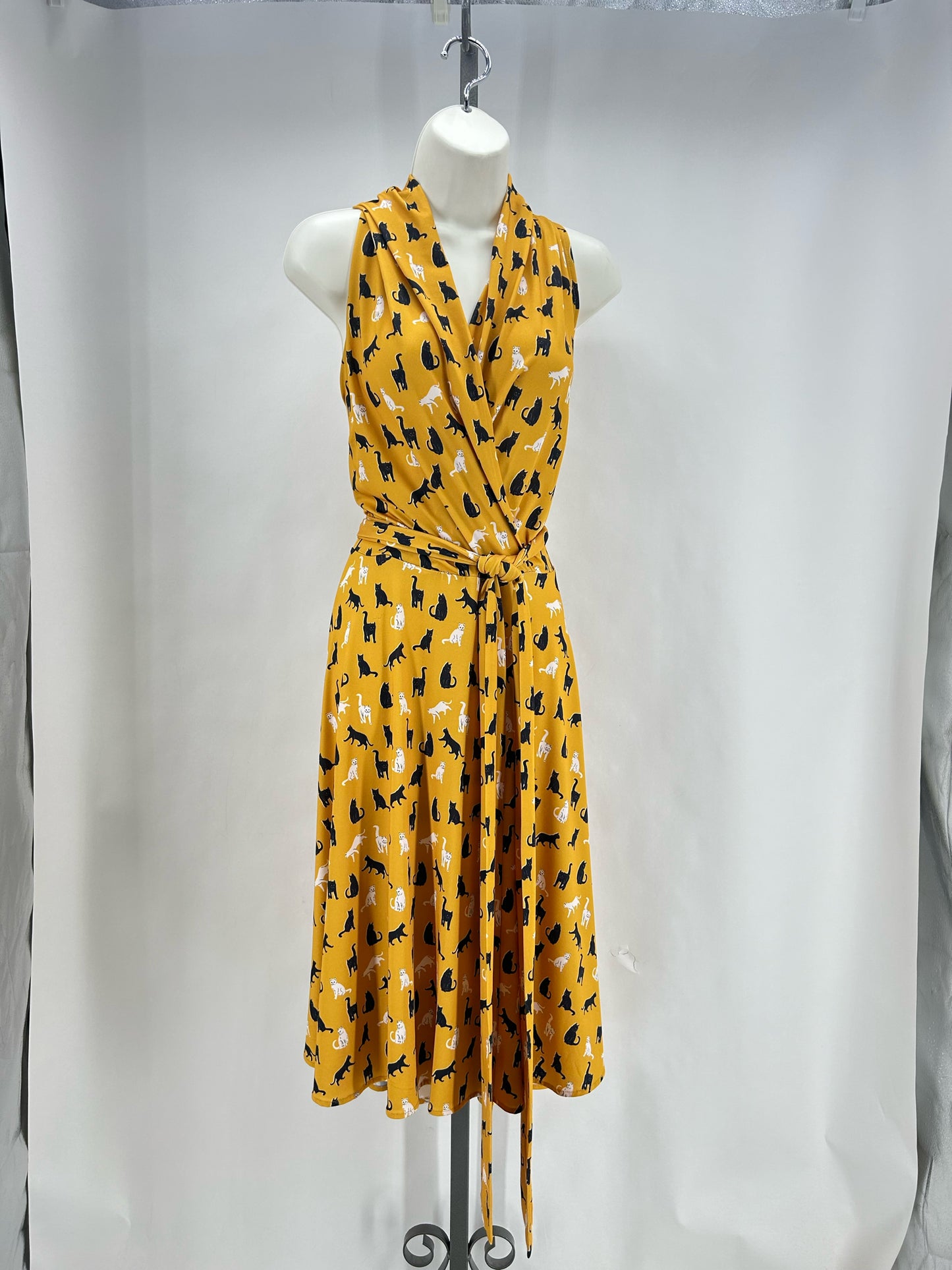 Size 4X karina CATS Dress