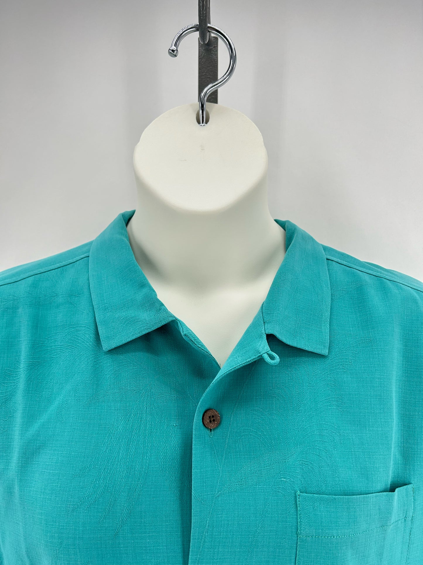 Green Size L TOMMY BAHAMA Men's Apparel