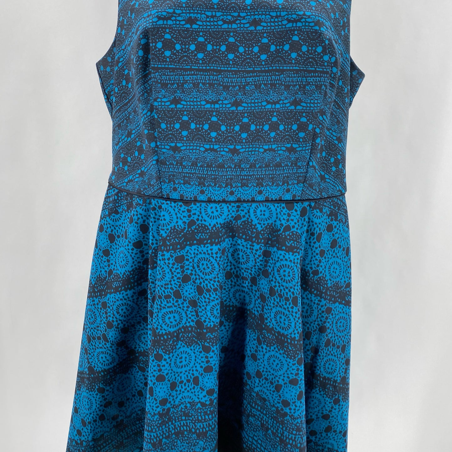 Size 6 THE LIMITED Dress