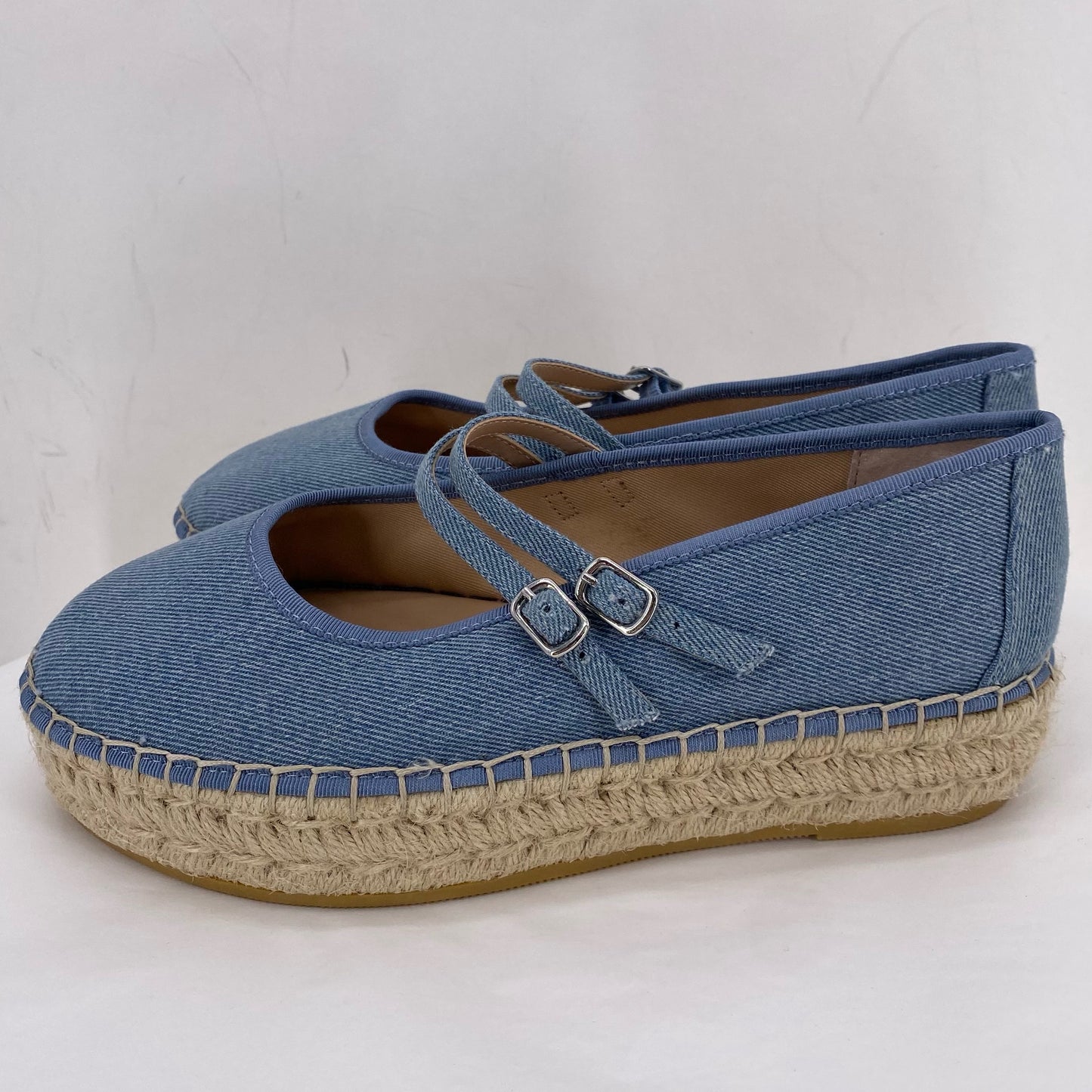 Blue W Shoe Size 8 STEVE MADDEN Flats