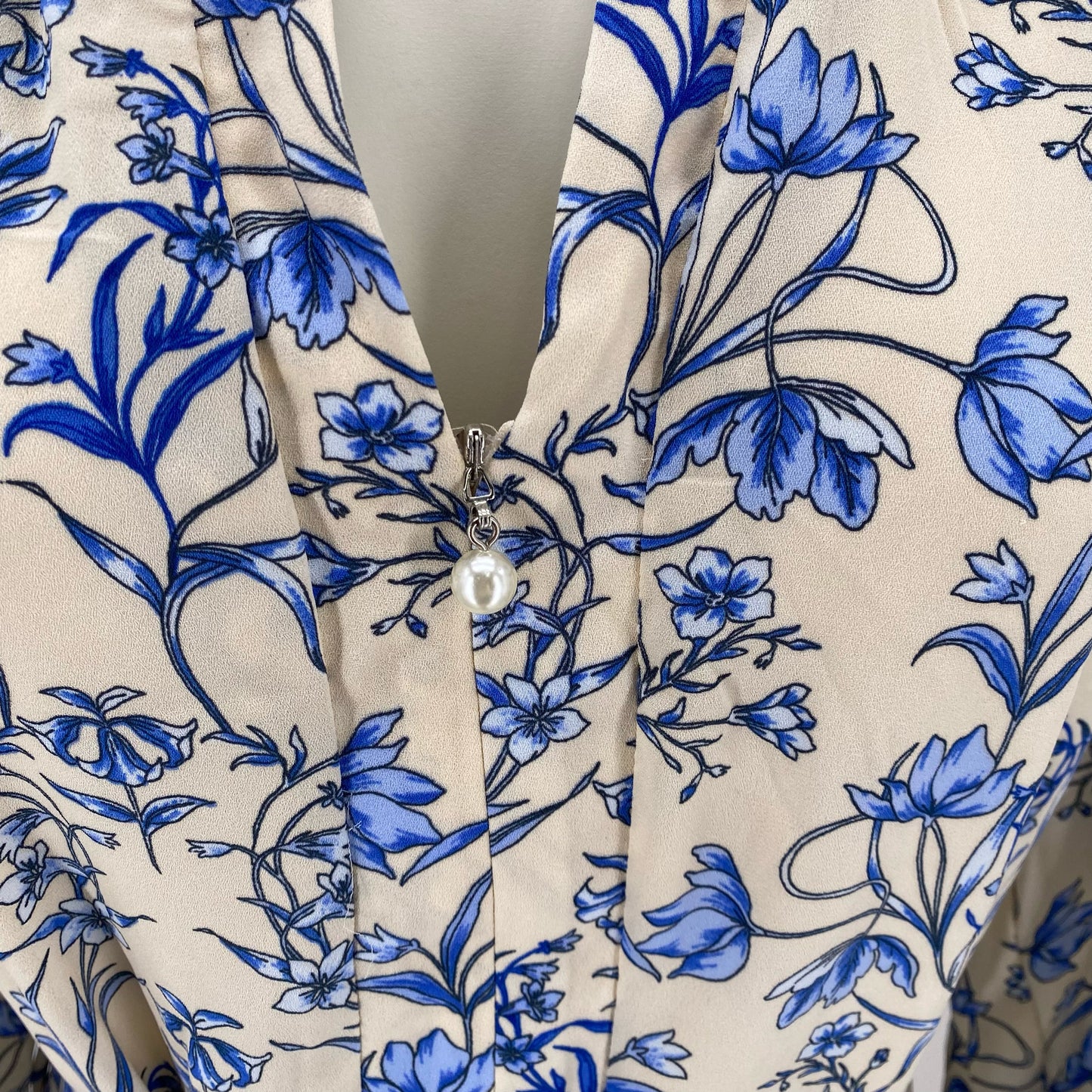Size L CYNTHIA STEFFE FLOWERS Dress