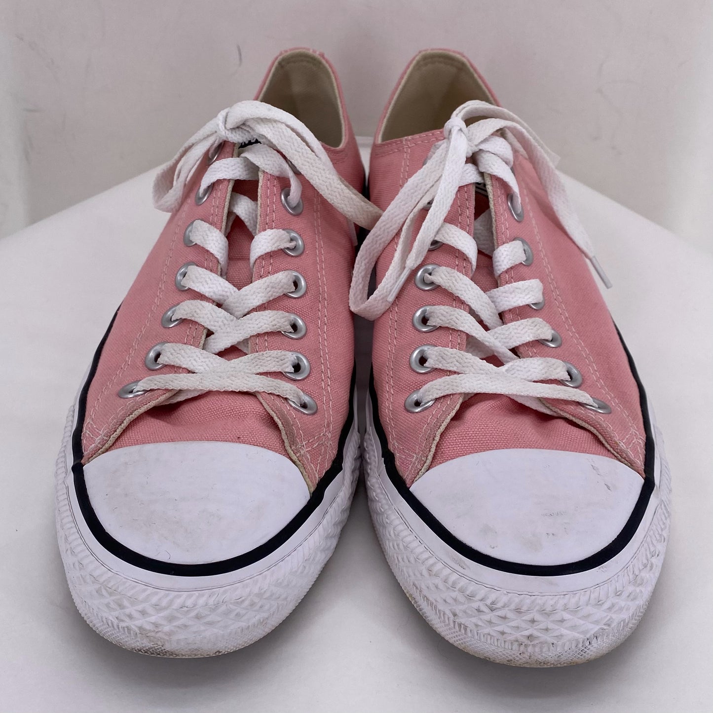 Pink W Shoe Size 11 CONVERSE Sneakers
