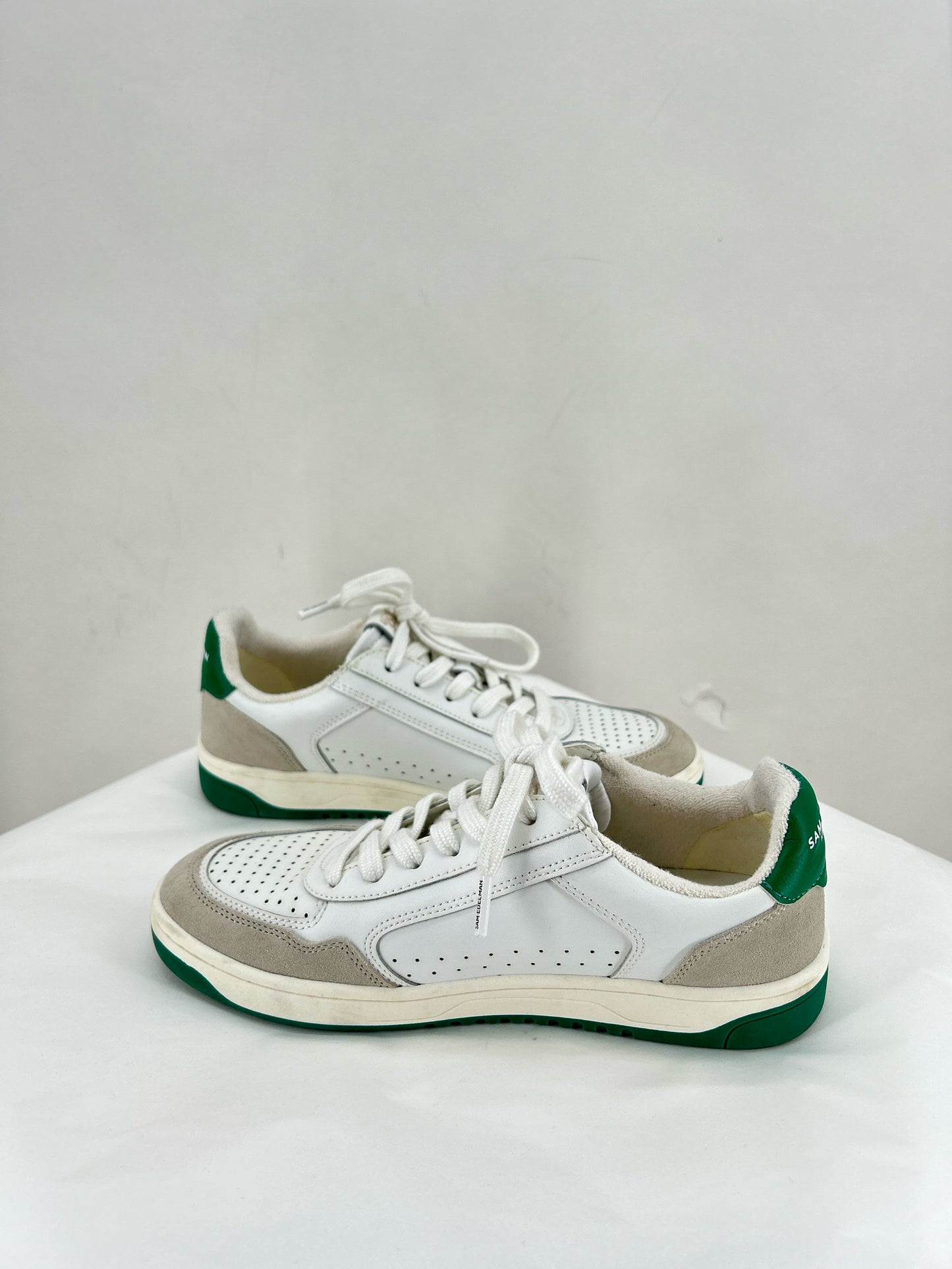 White W Shoe Size 8 SAM EDDELMAN Sneakers