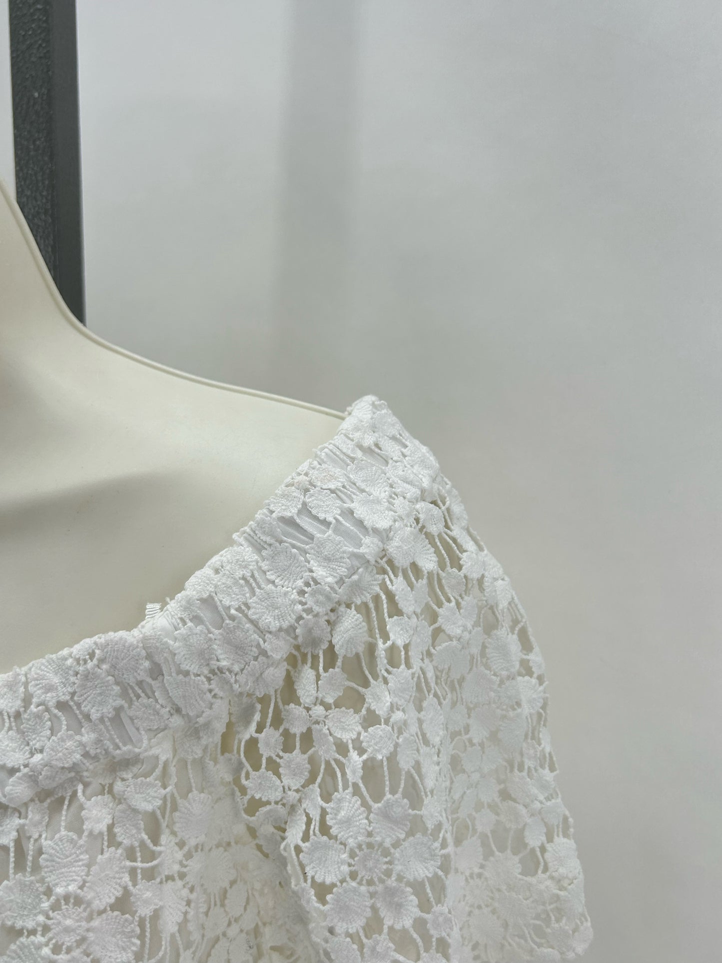 Size 6 A.L.C. HEAVY LACE Dress