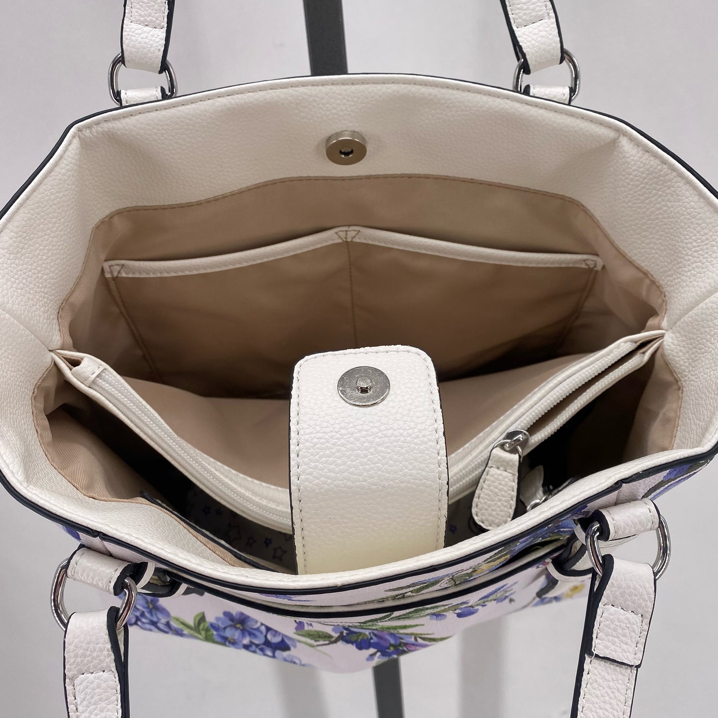 White DANA BUCHMAN Shoulder Bag