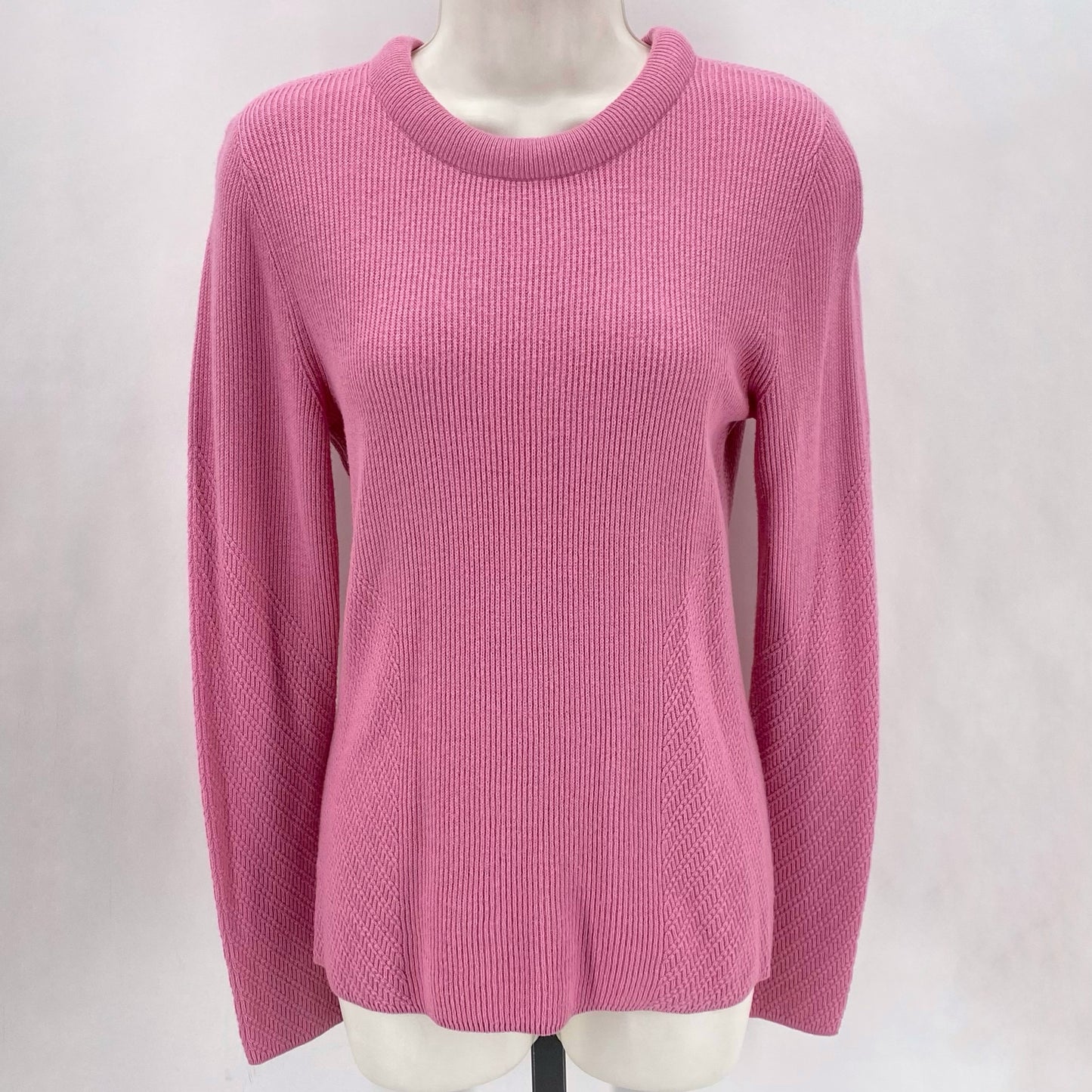 Size M CARLISLE Sweater