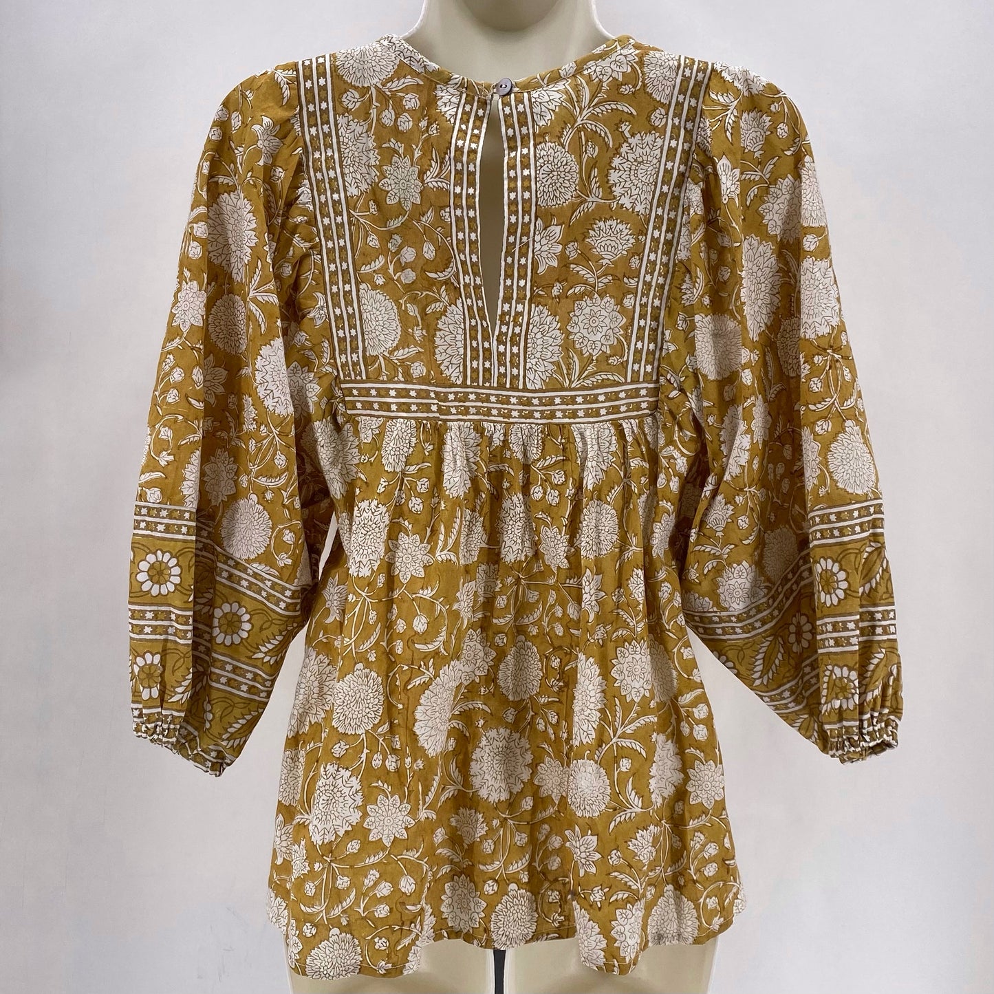 Size S FLOWERS Shirt