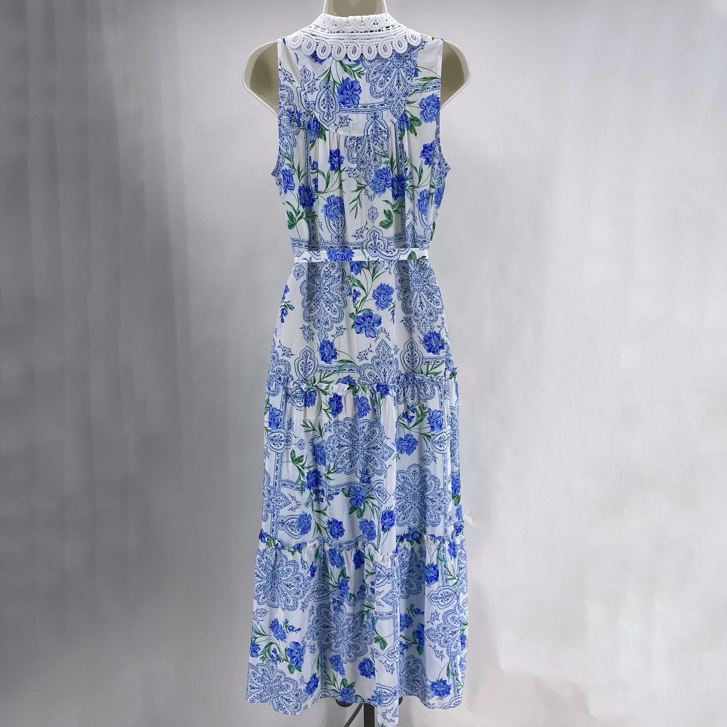 Size M HUNTER BELL Floral Dress