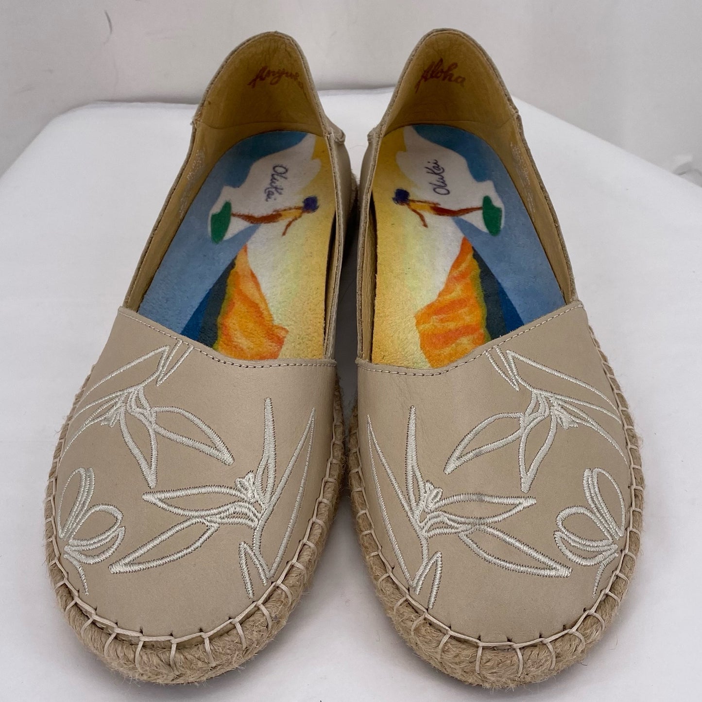 Tan W Shoe Size 8 OLUKAI Flats