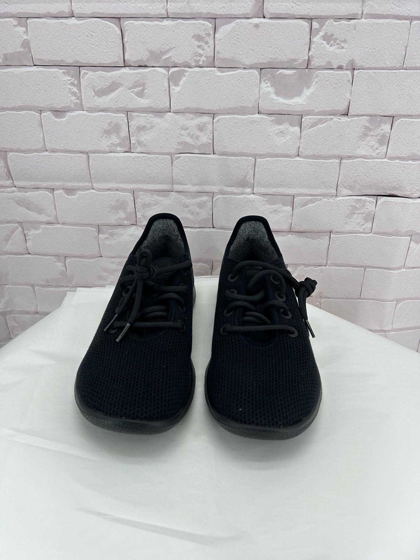 Black W Shoe Size 11 ALLBIRDS Sneakers