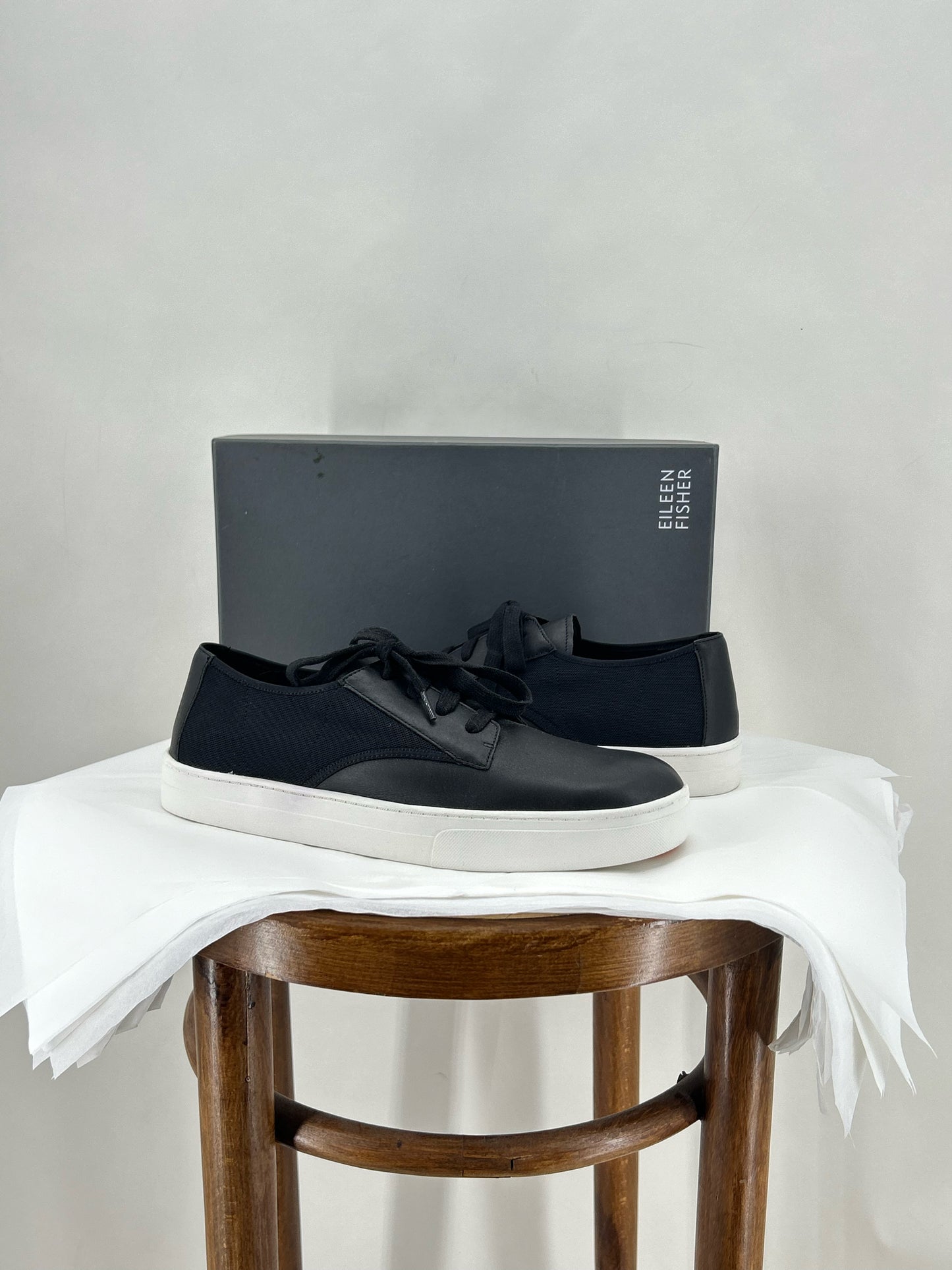Black W Shoe Size 8.5 EILEEN FISHER Sneakers