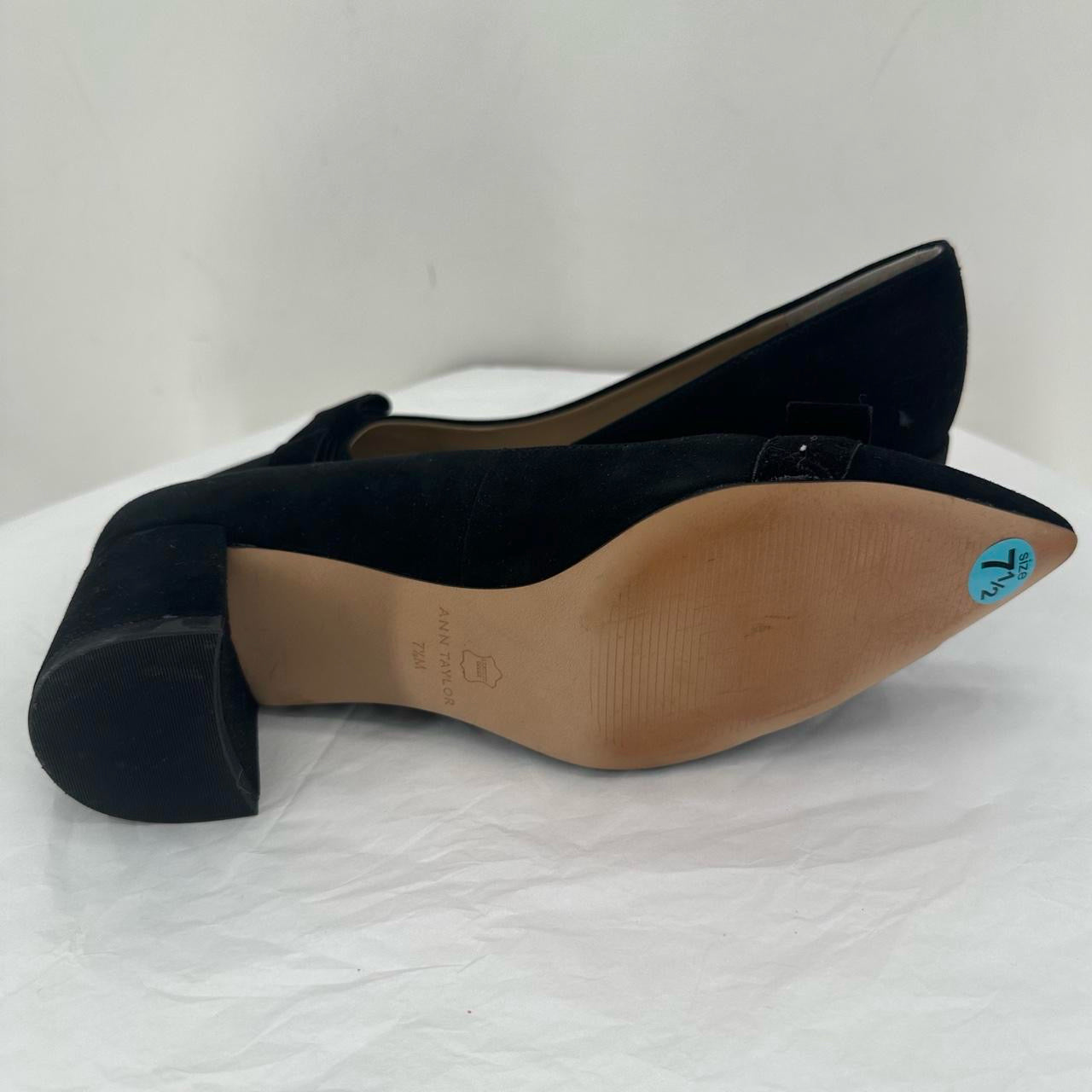 Black W Shoe Size 7.5 ANN TAYLOR Pumps
