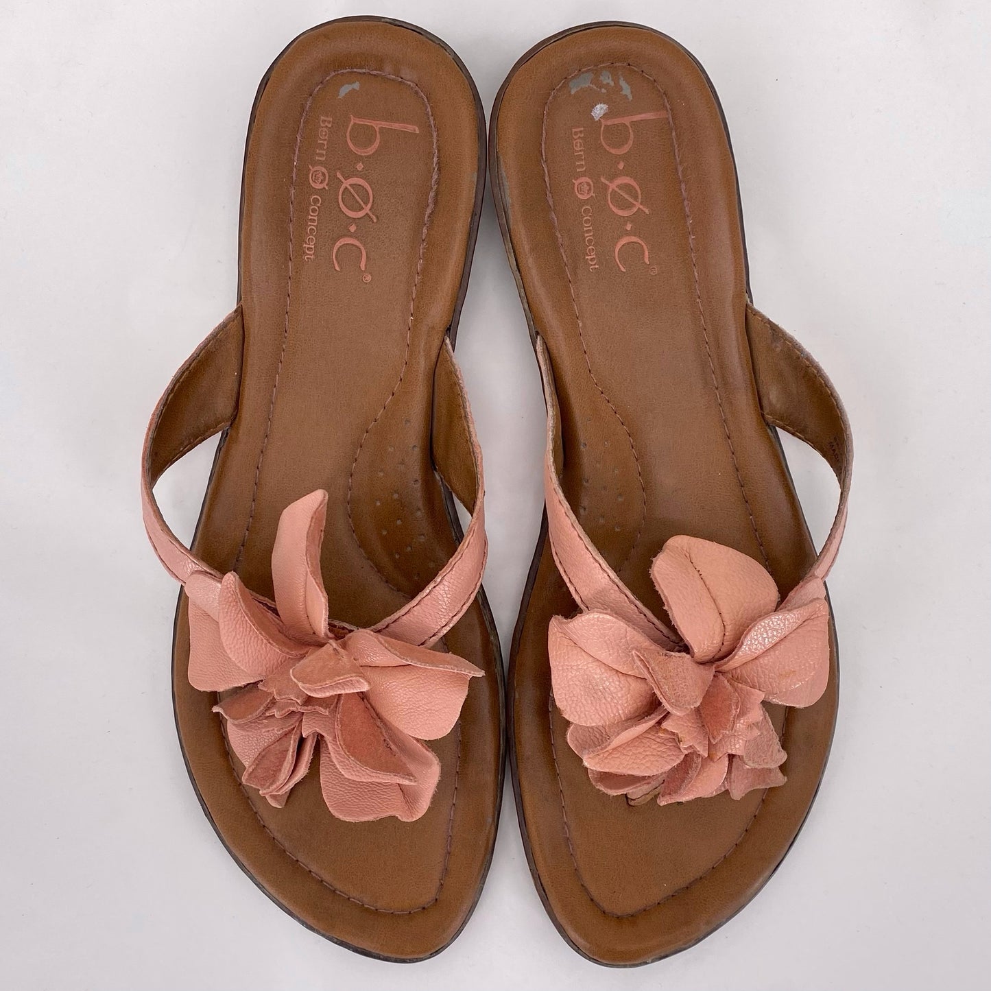 SALMON W Shoe Size 8 BOC Sandals