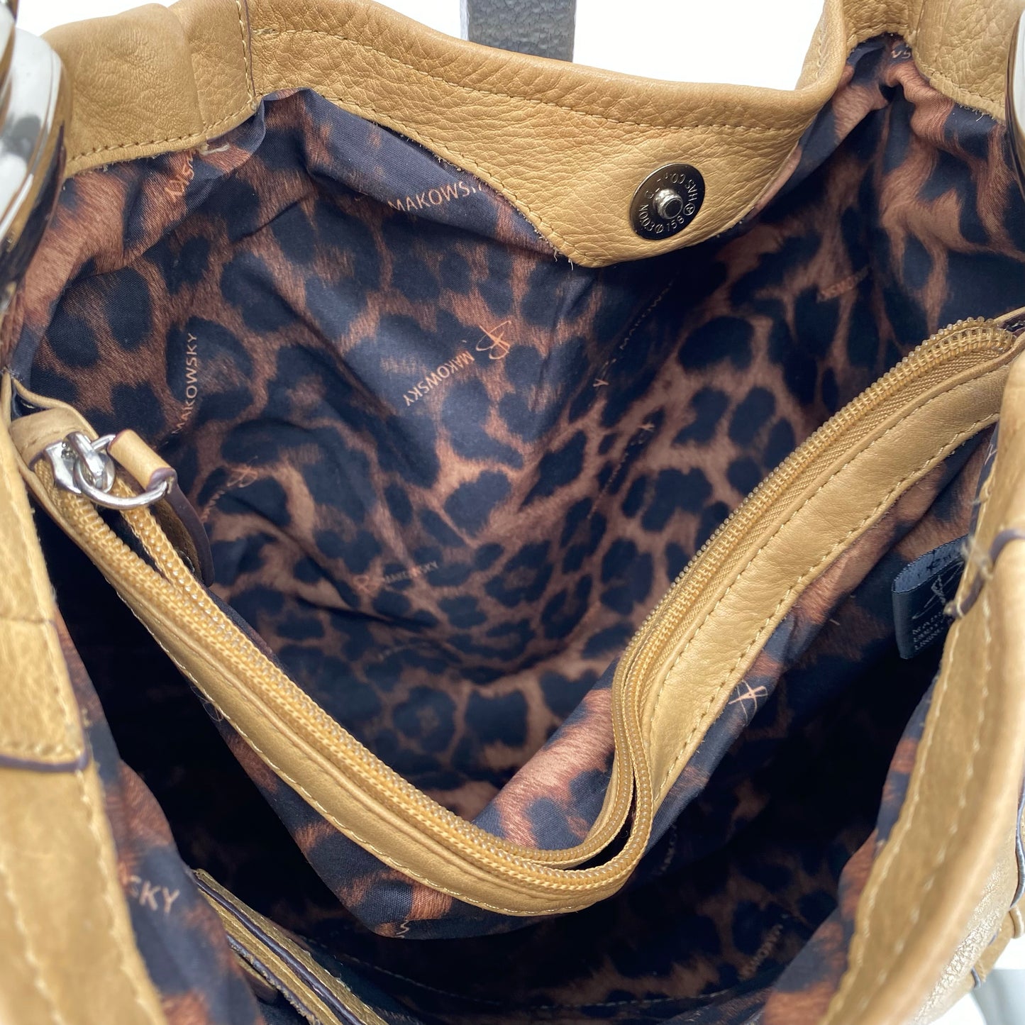 Tan B MAKOWSKY Shoulder Bag