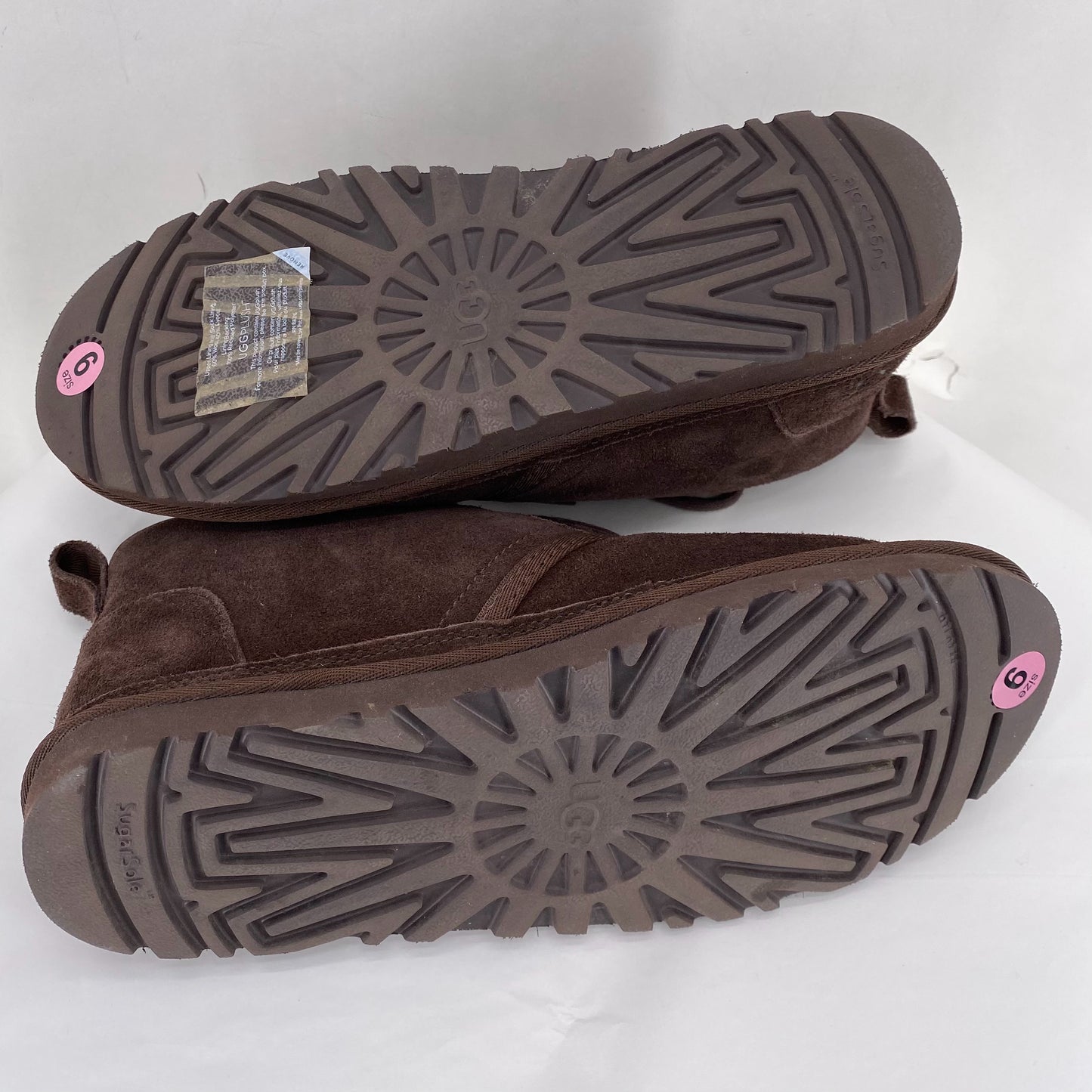 DARK BROWN W Shoe Size 9 UGG Boots