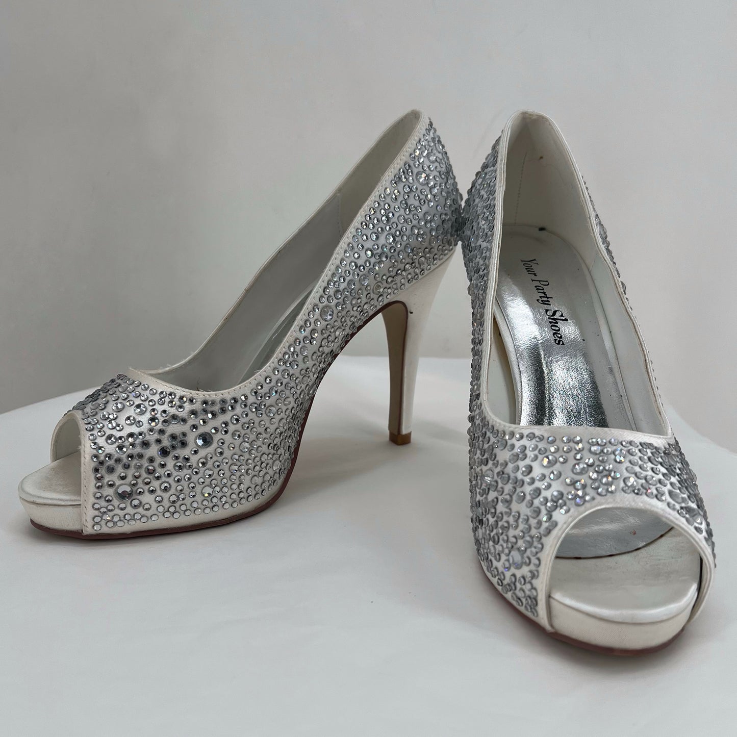 Silver W Shoe Size 8.5 your party shoes Heels