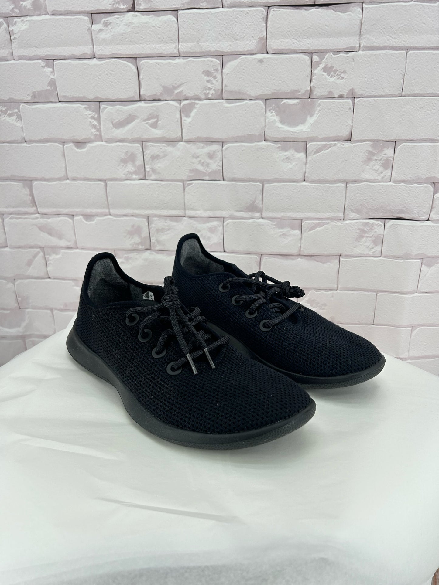 Black W Shoe Size 11 ALLBIRDS Sneakers