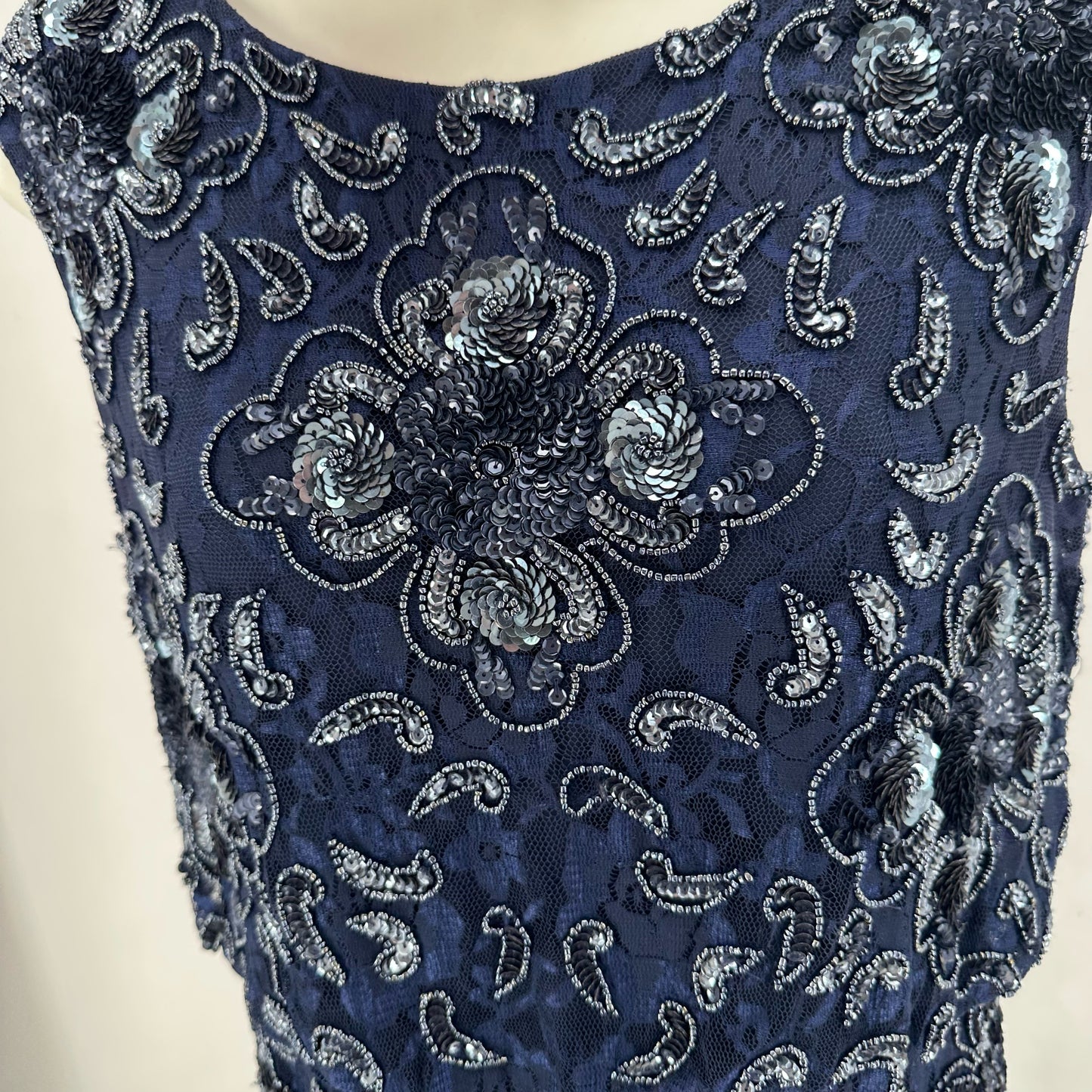 Size 6 ADRIANNA PAPELL Floral Dress
