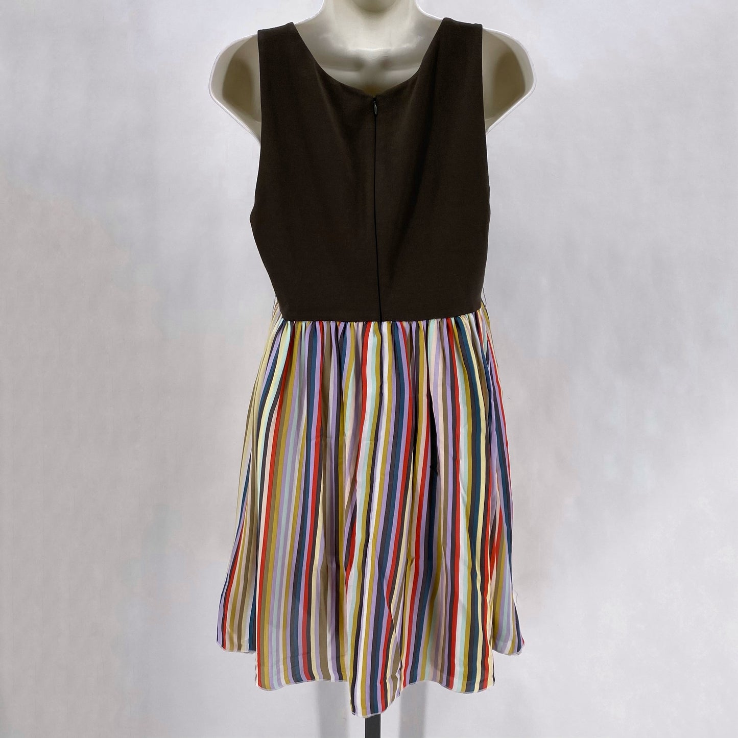 Size L ALICE & OLIVIA Stripe Dress