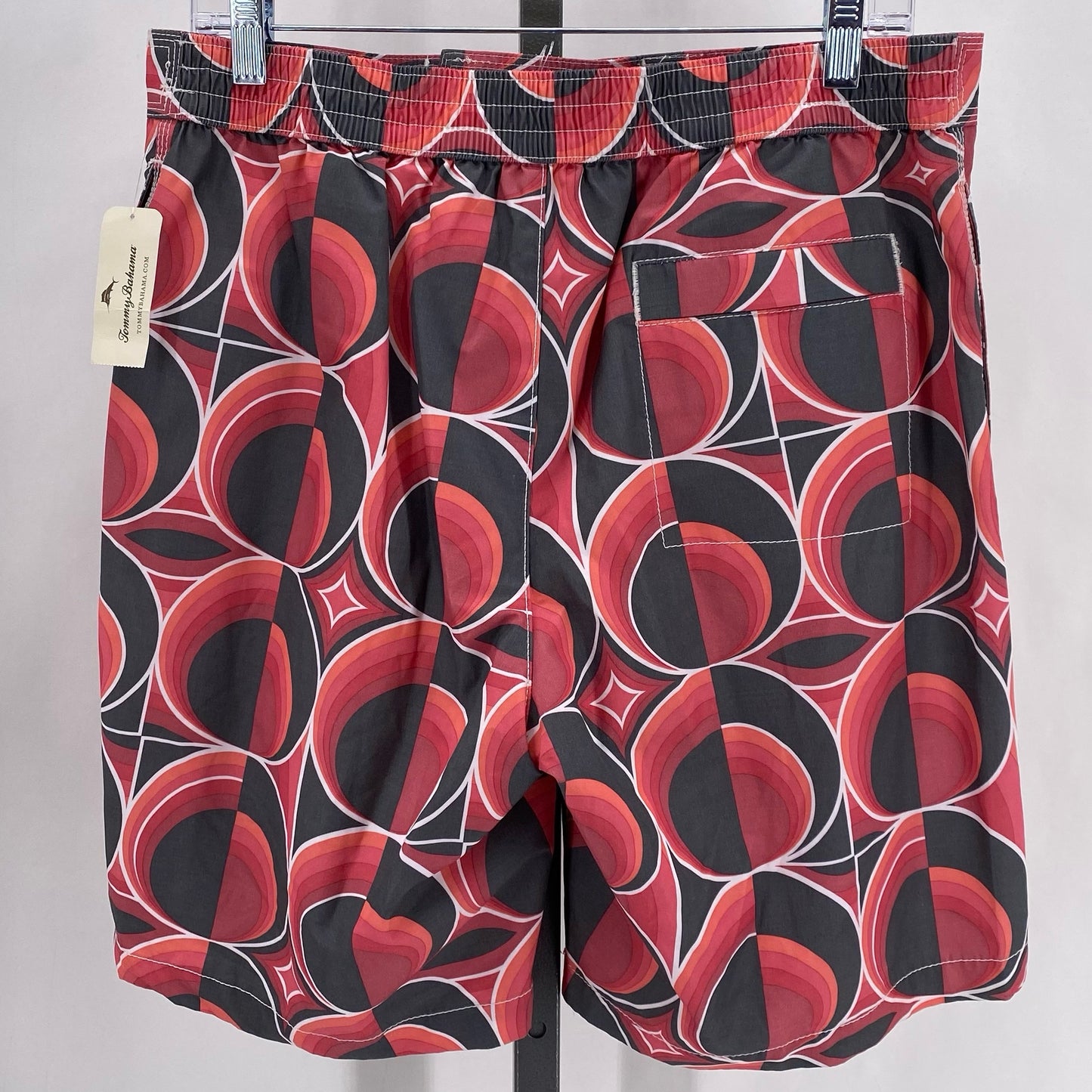 BLACK/RED Size M TOMMY BAHAMA Men's Apparel
